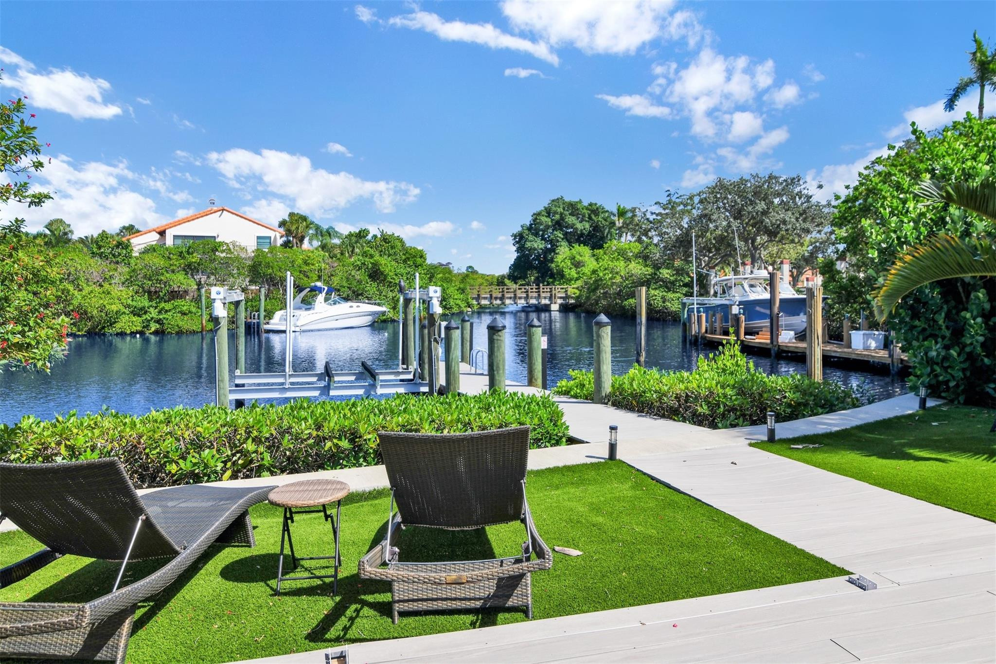 17026 Bay Street Property Photo 41