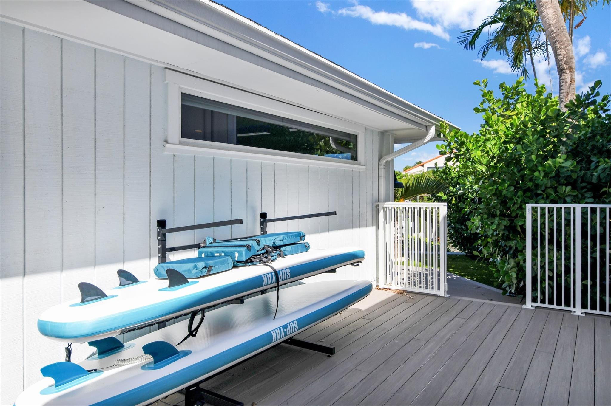17026 Bay Street Property Photo 43