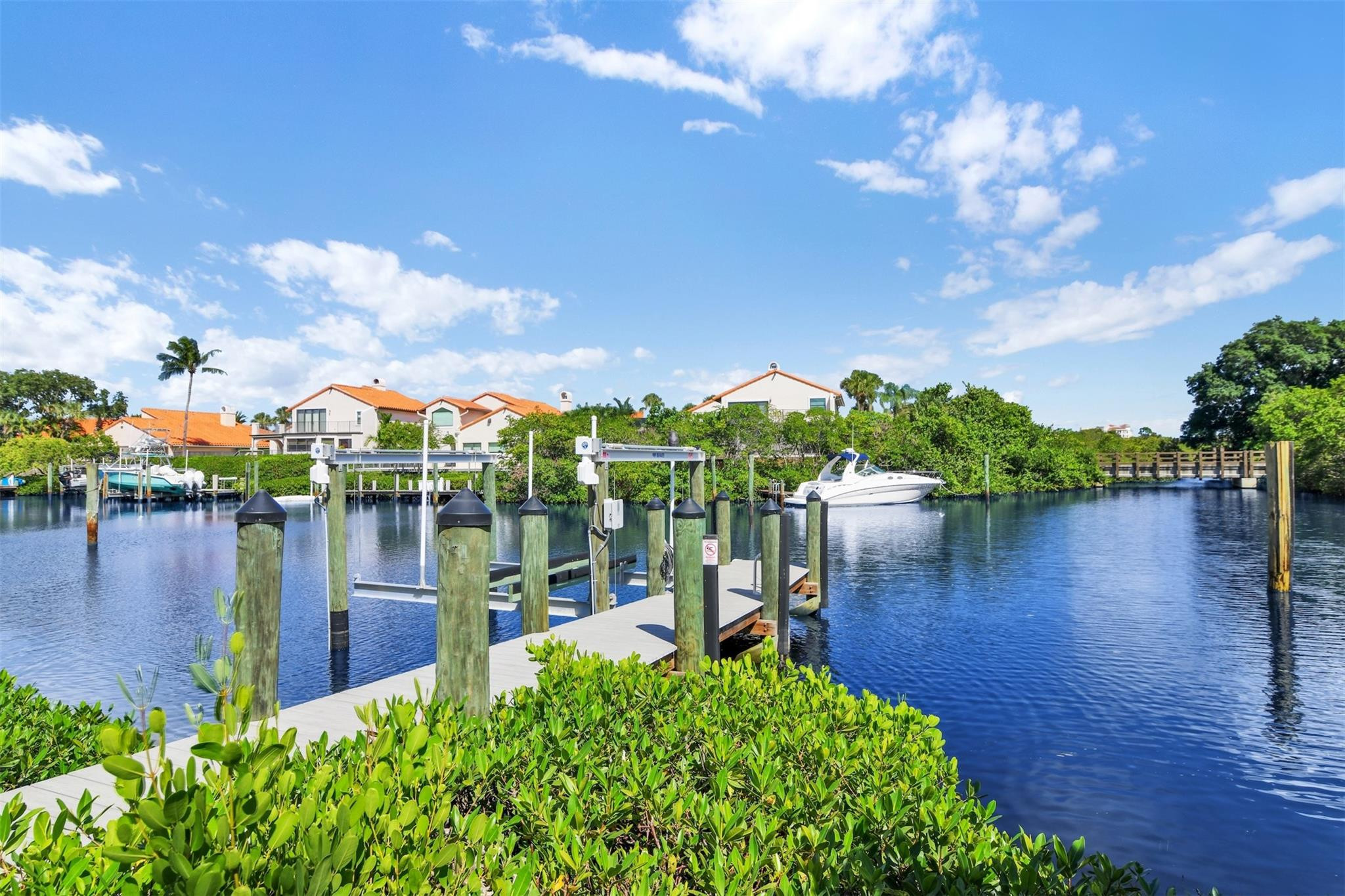 17026 Bay Street Property Photo 46