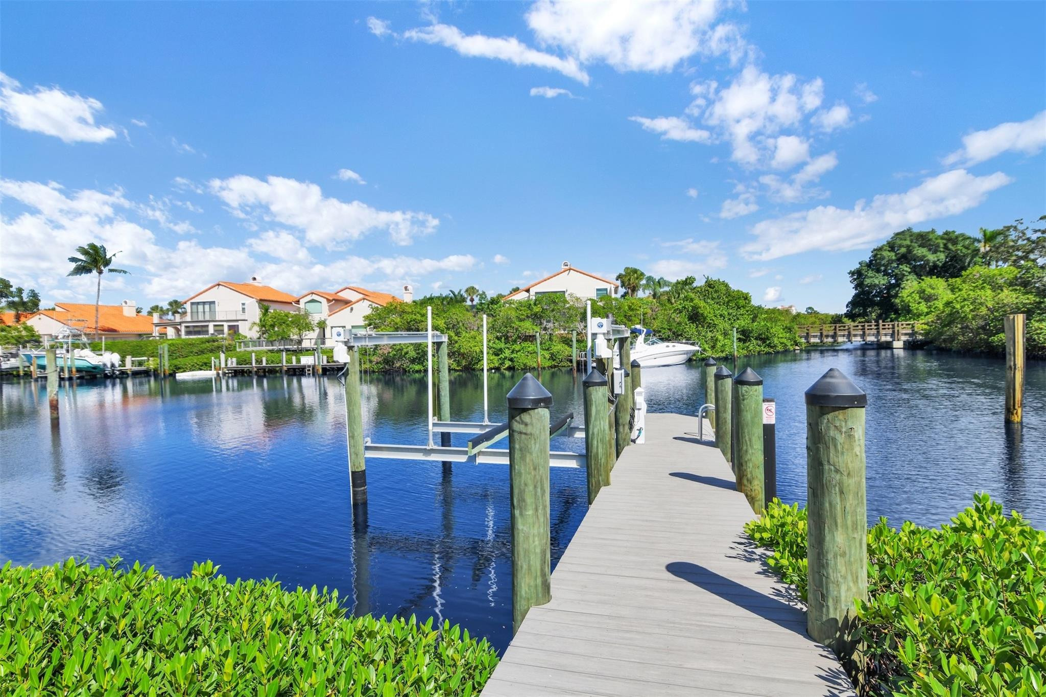 17026 Bay Street Property Photo 50