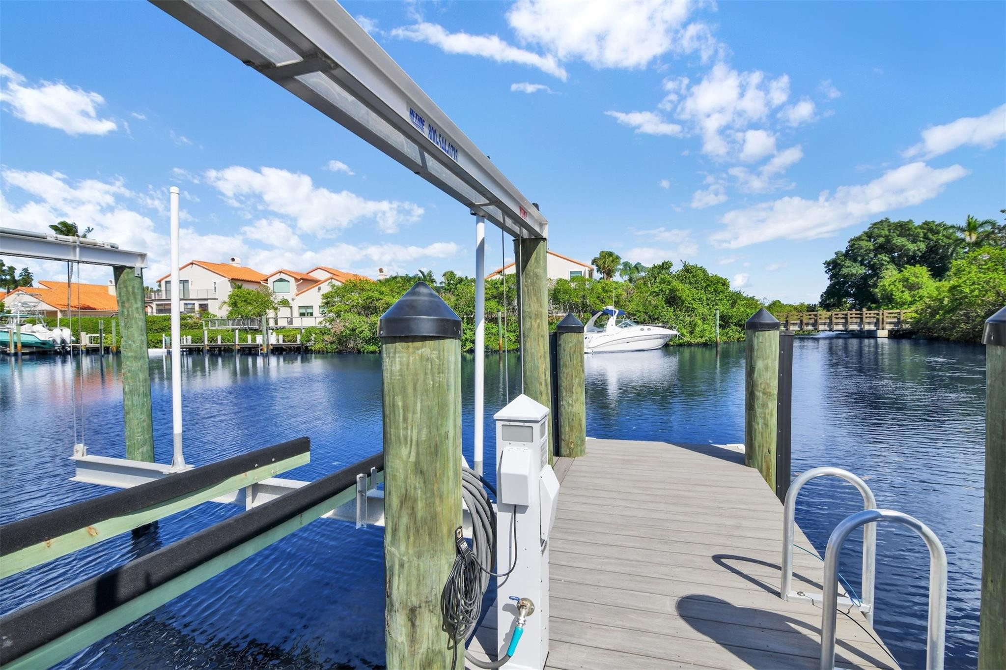 17026 Bay Street Property Photo 51
