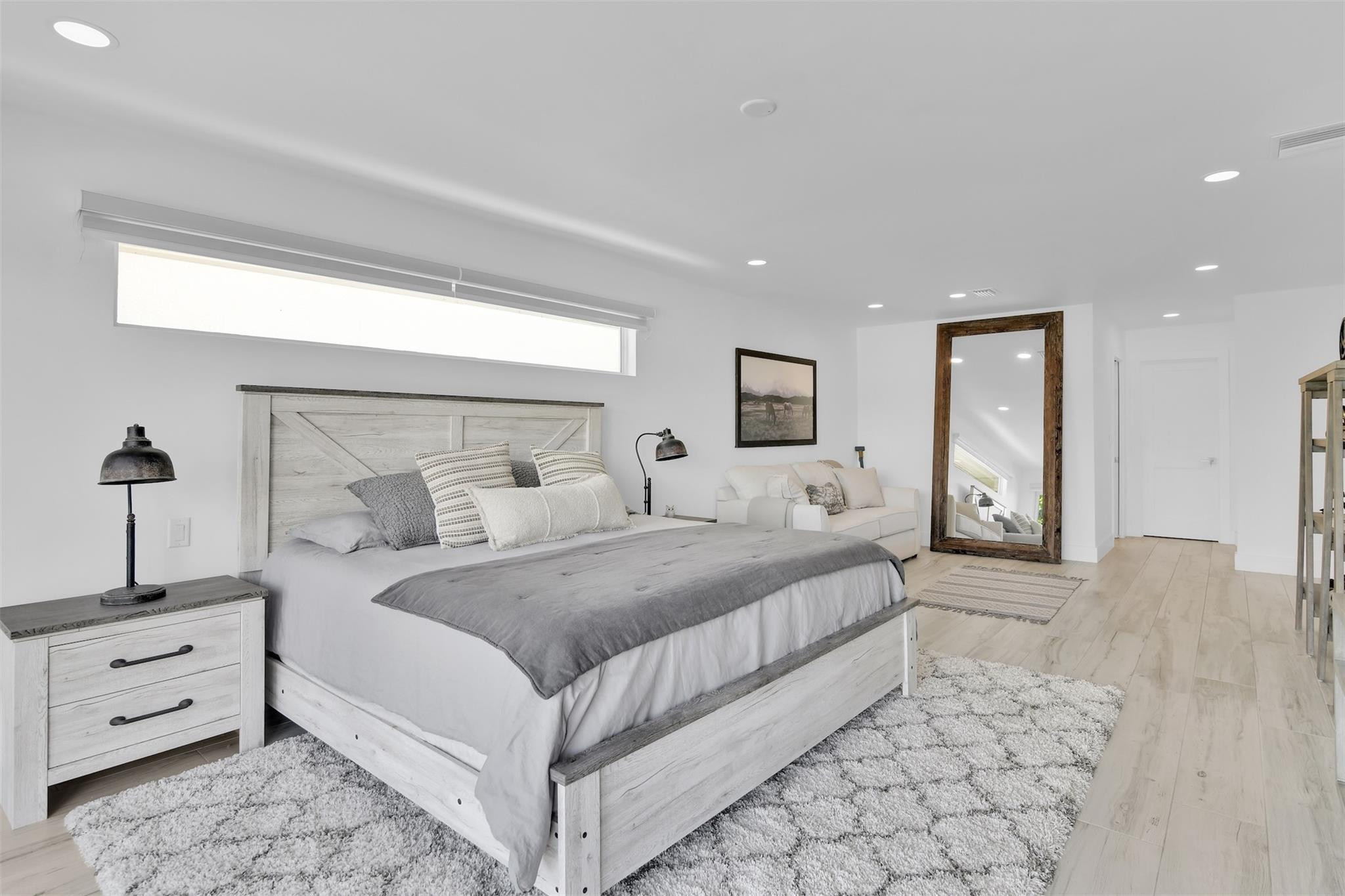 17026 Bay Street Property Photo 61