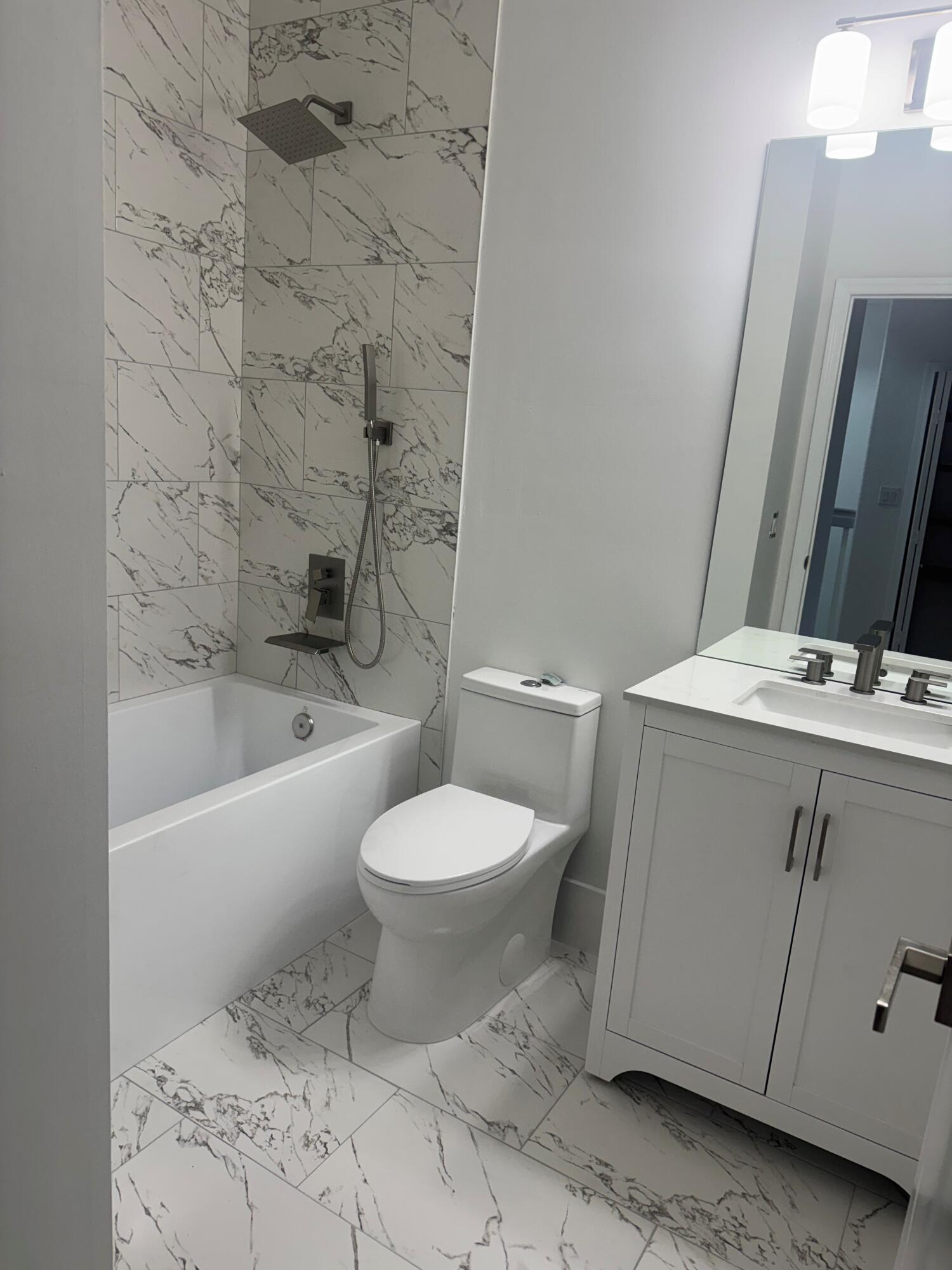F10533217 Property Photo 24