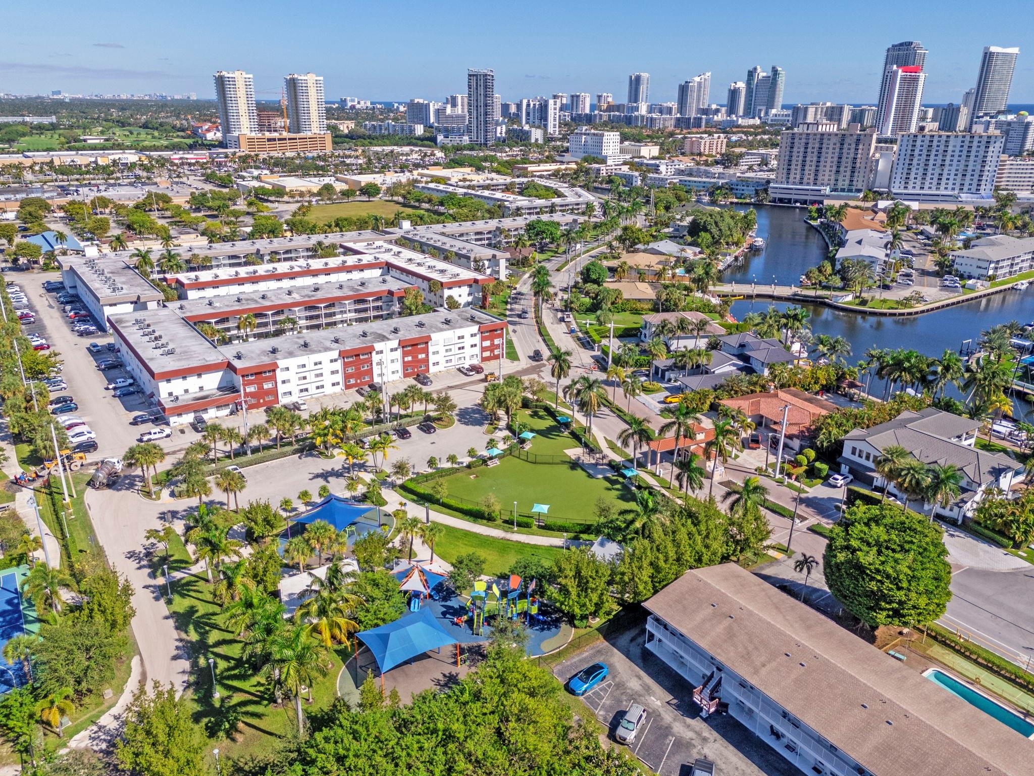 581 Blue Heron Dr 317-b Property Photo 26