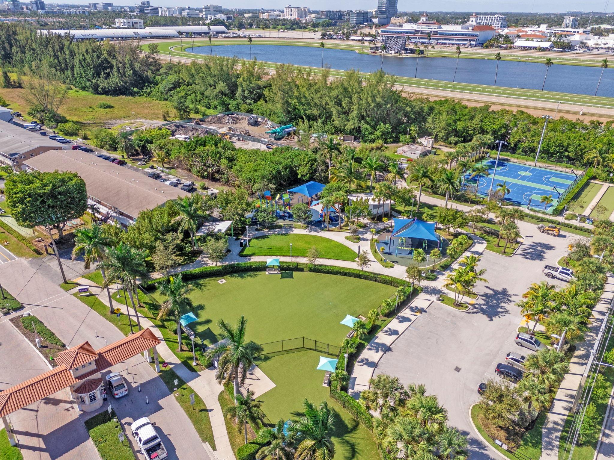 581 Blue Heron Dr 317-b Property Photo 27