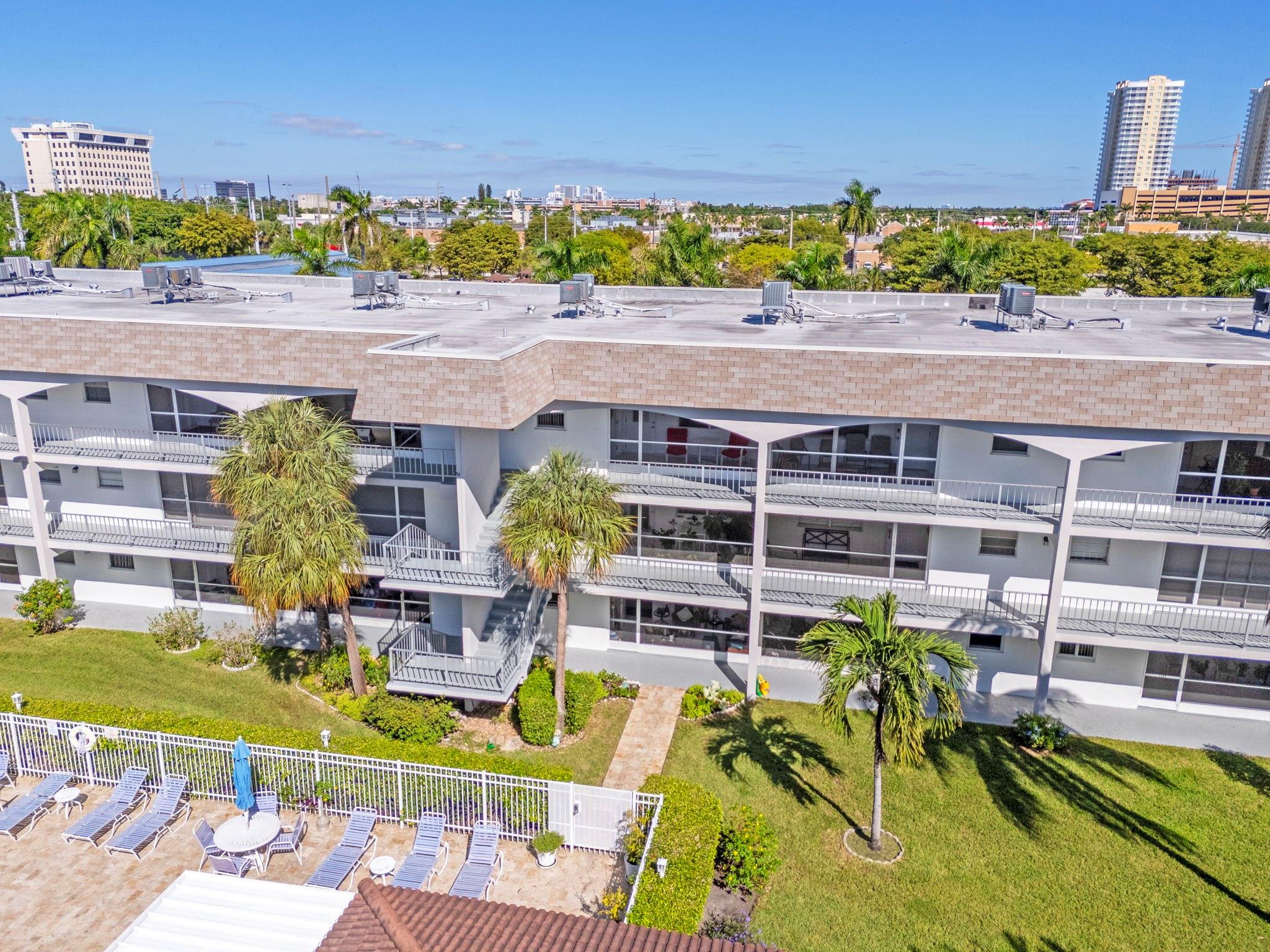 581 Blue Heron Dr 317-b Property Photo 31