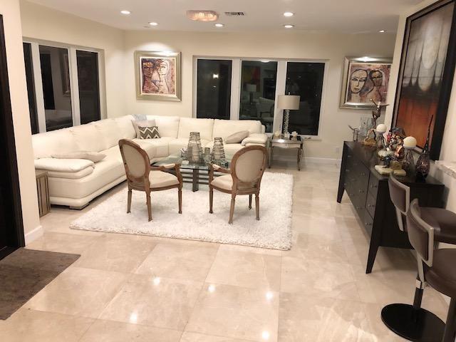 2201 Se 20th Property Photo 3