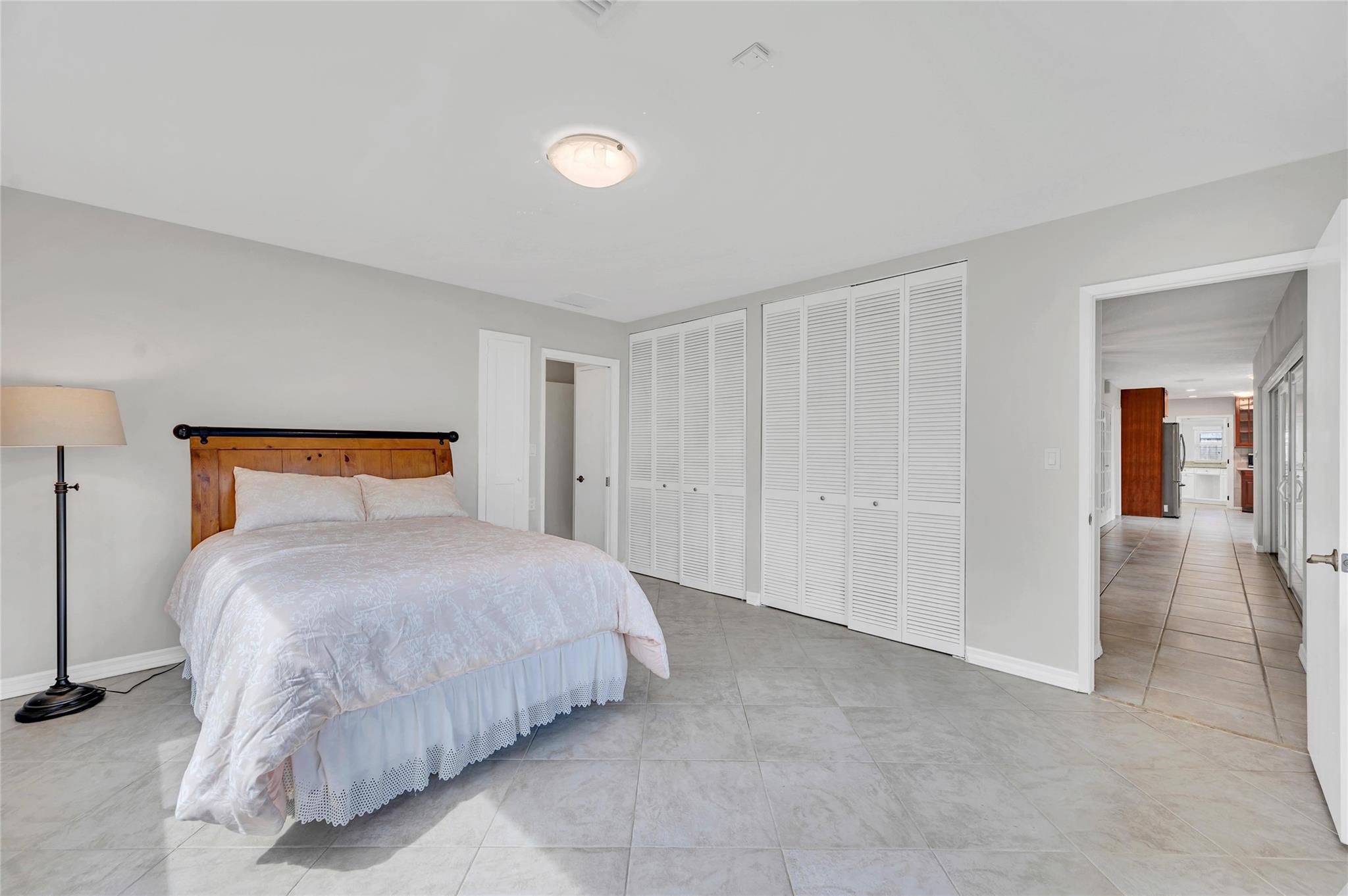 2100 Manatee Dr Property Photo 28