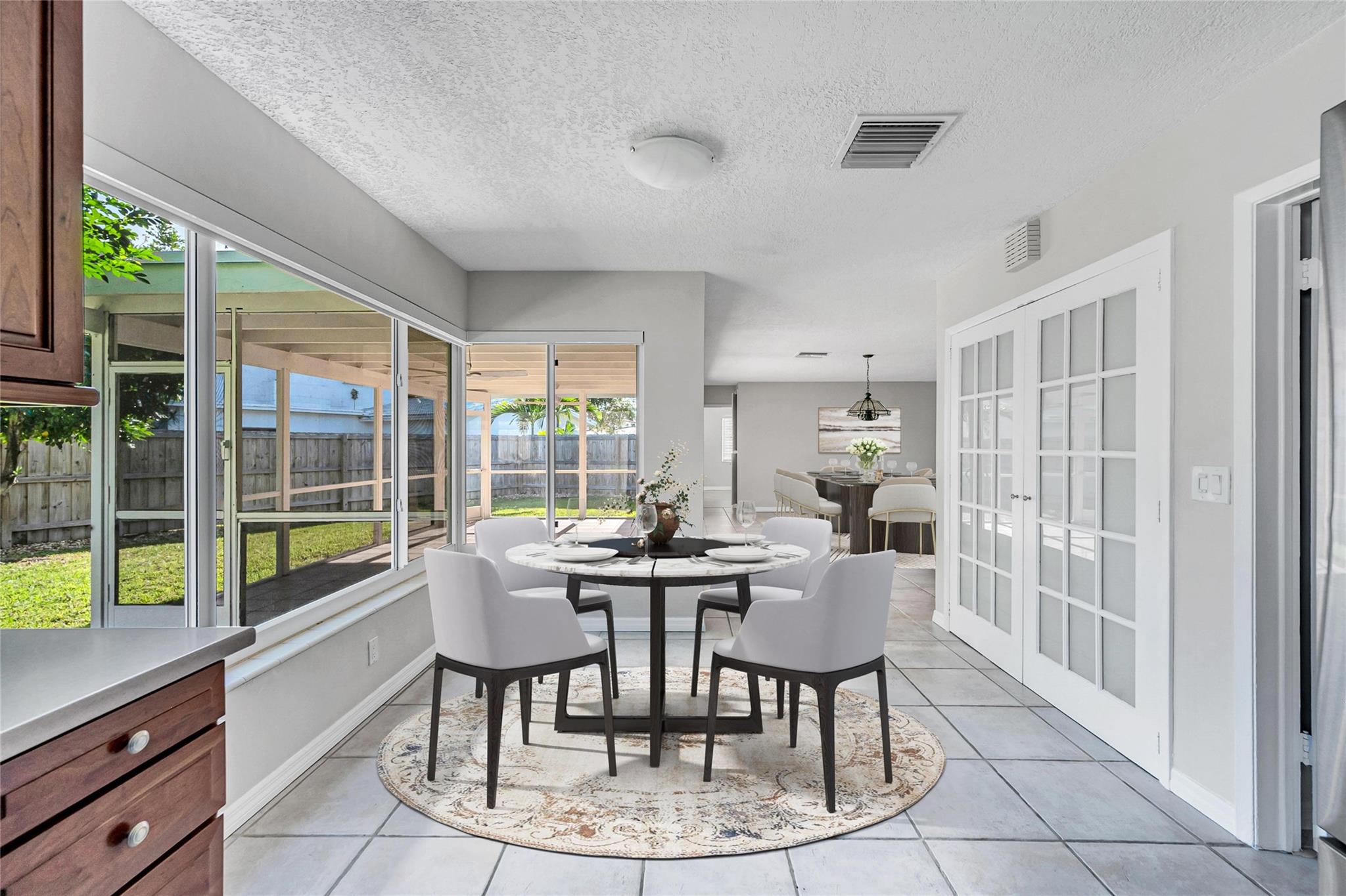 2100 Manatee Dr Property Photo 36