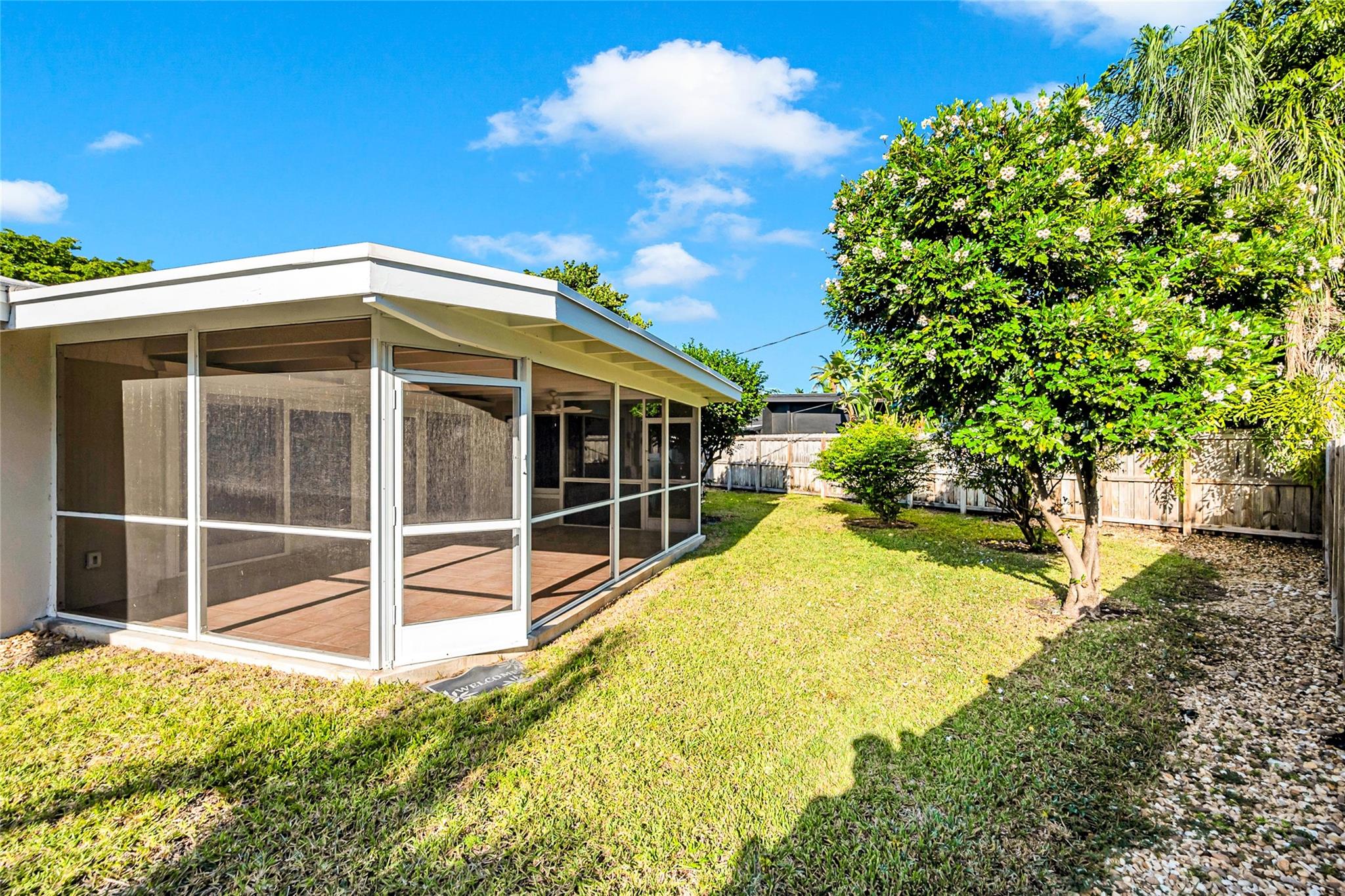 2100 Manatee Dr Property Photo 42