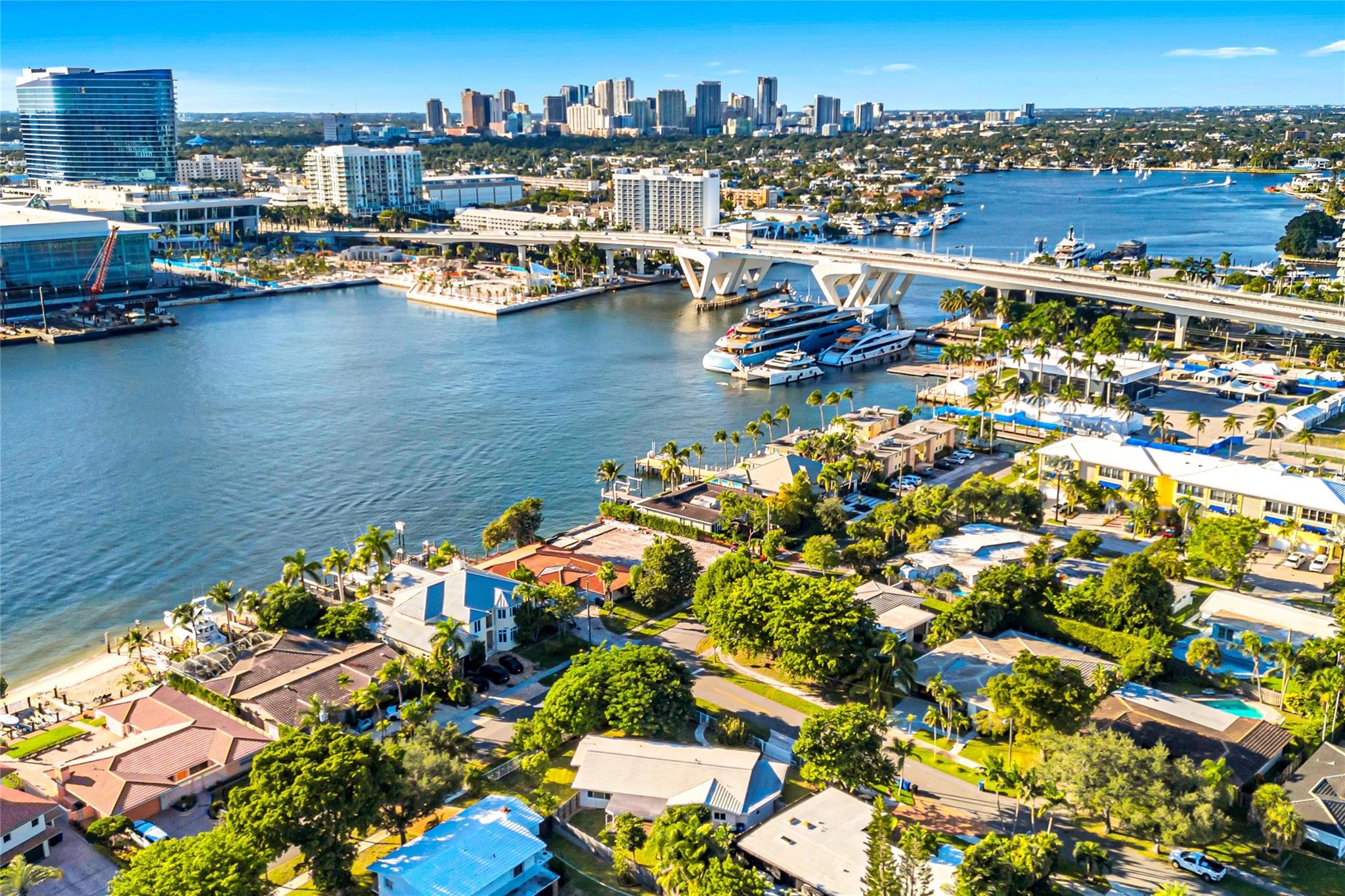 2100 Manatee Dr Property Photo 49