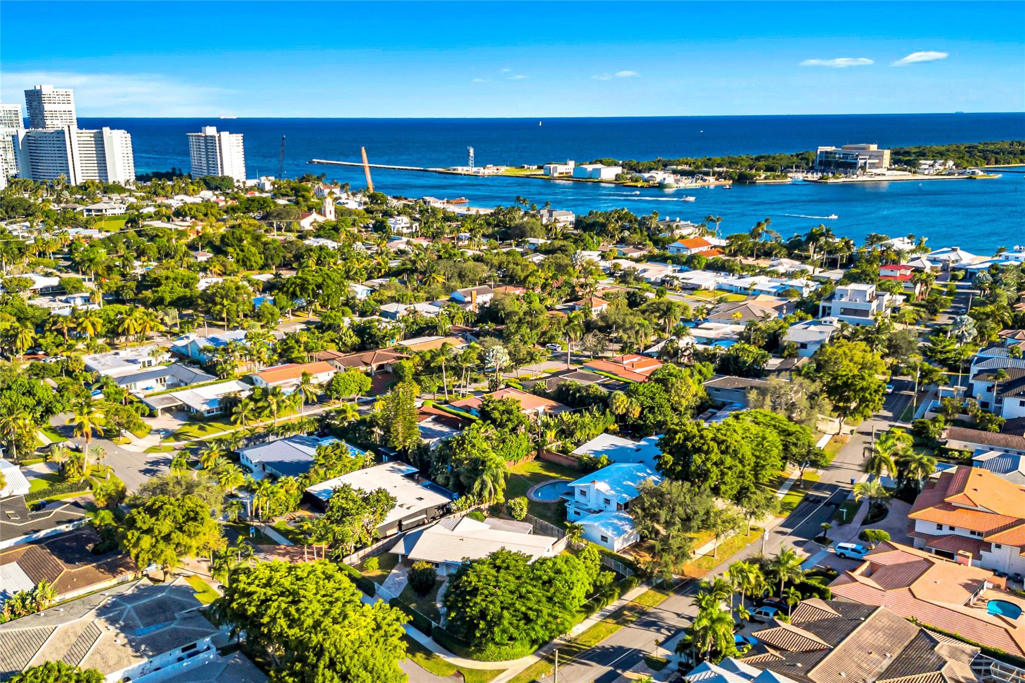 2100 Manatee Dr Property Photo 53