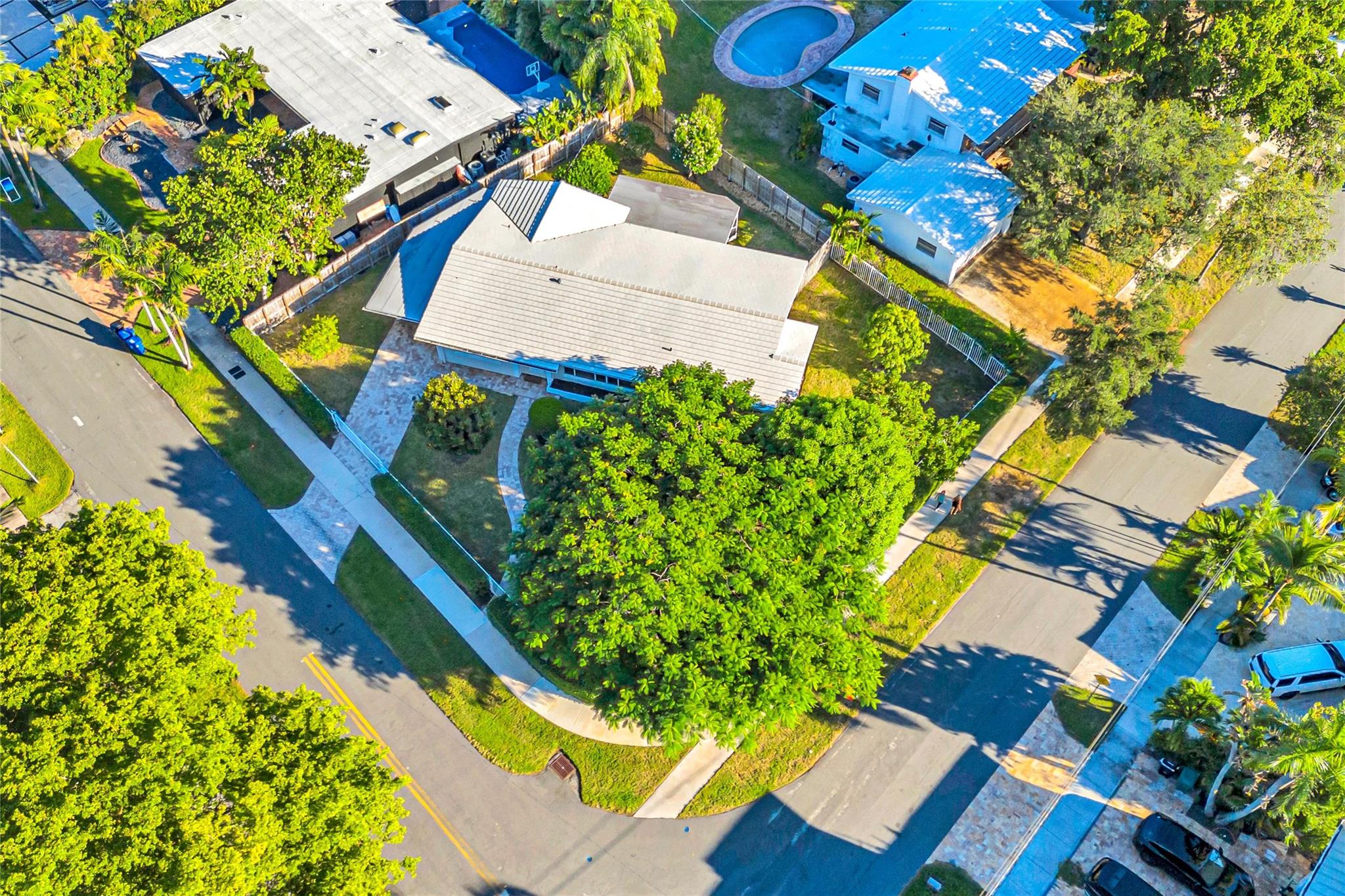 2100 Manatee Dr Property Photo 54