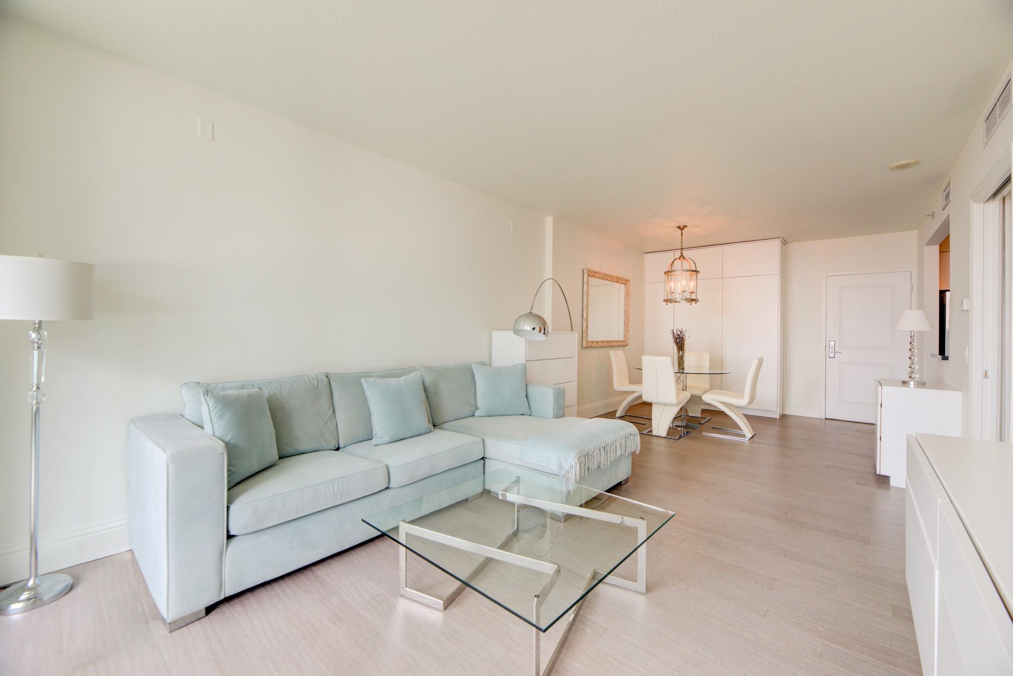 350 Se 2nd St 1680 Property Photo 9