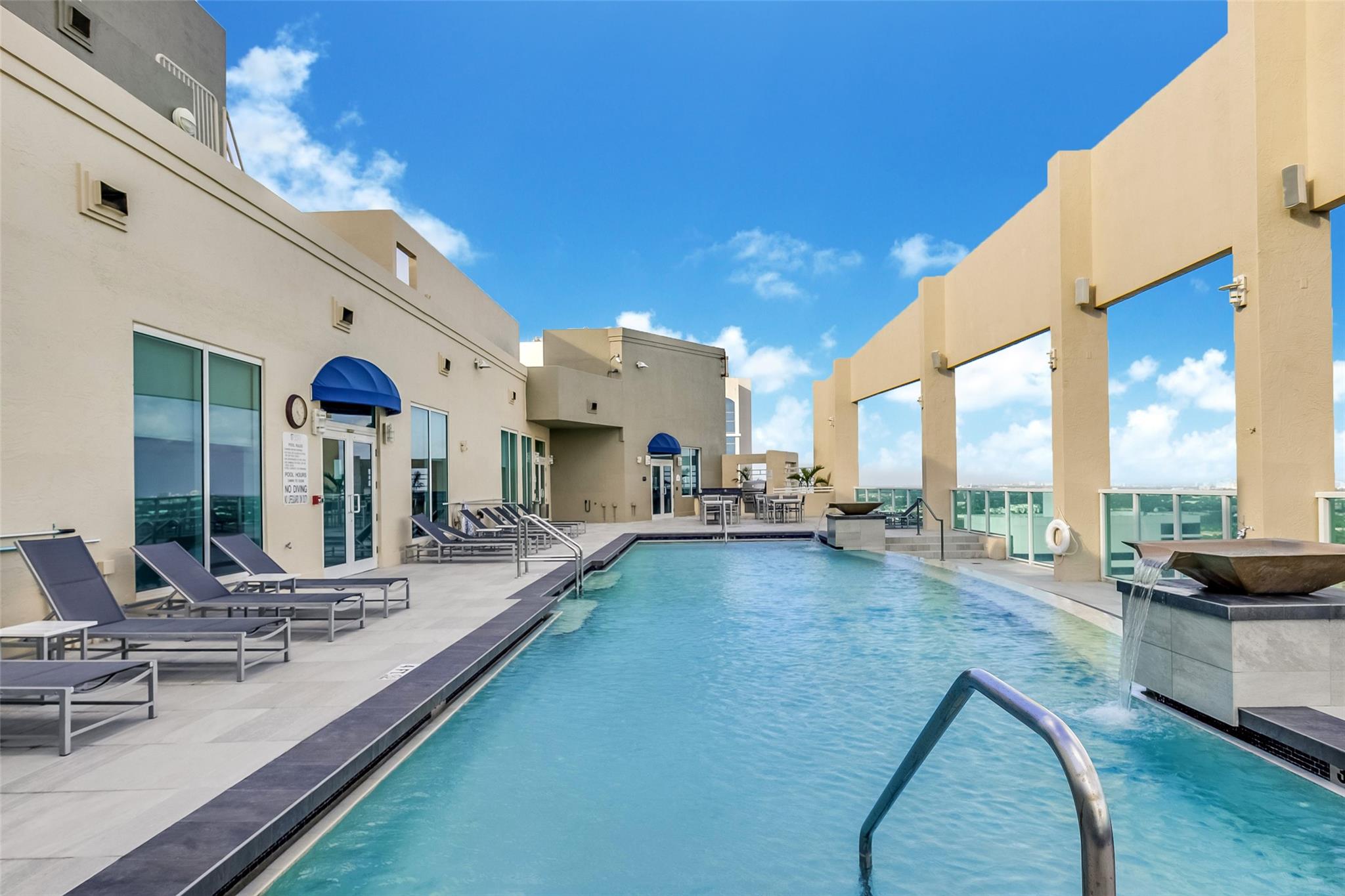 350 Se 2nd St 1680 Property Photo 31