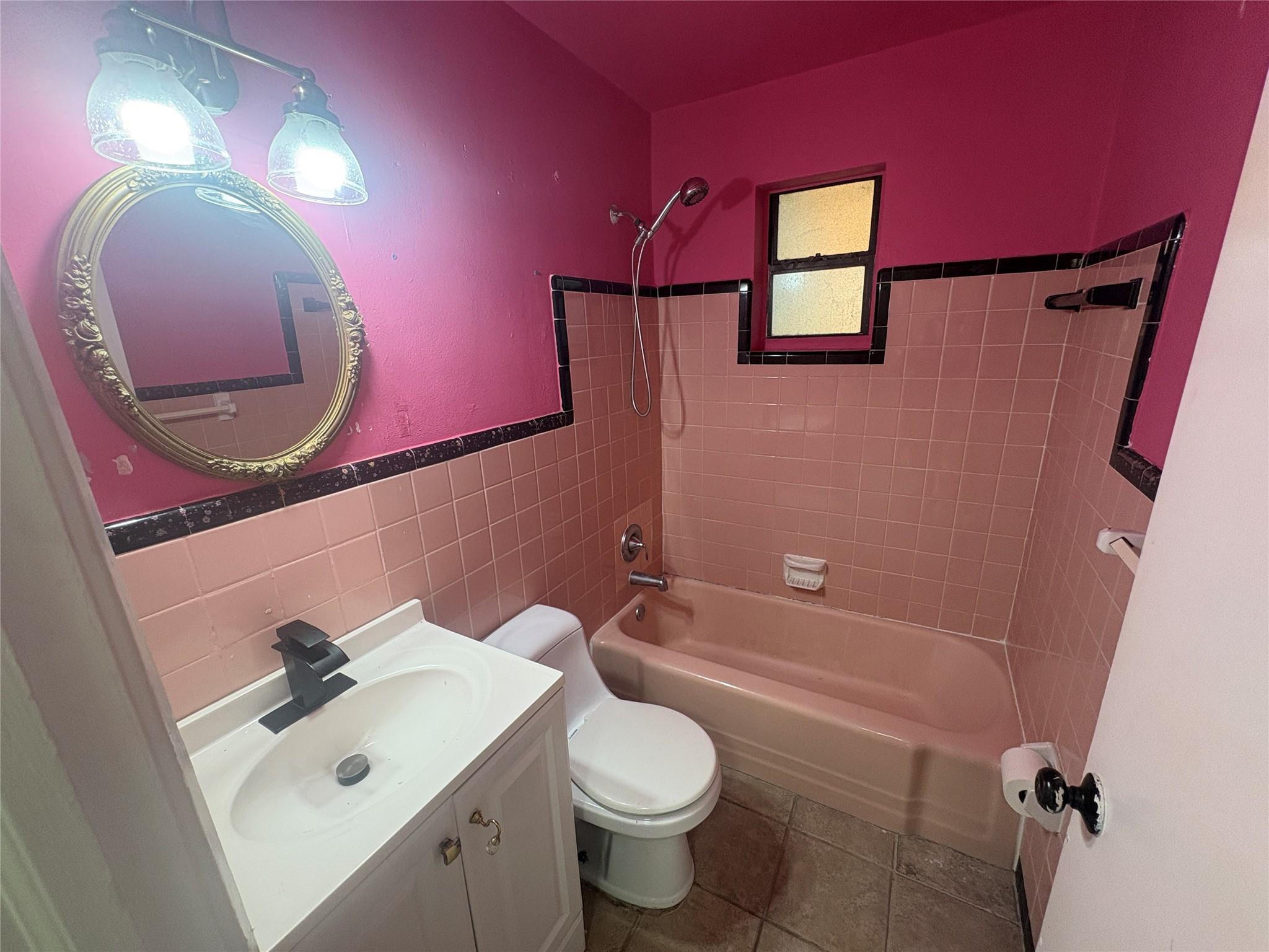 3137 Sw 13th Ct Property Photo 4