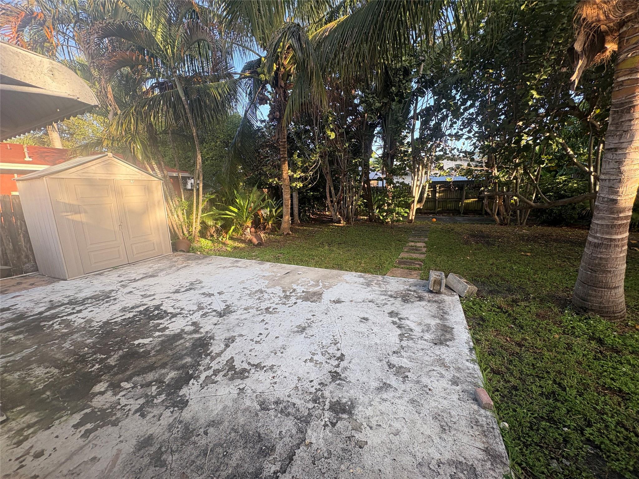 3137 Sw 13th Ct Property Photo 10