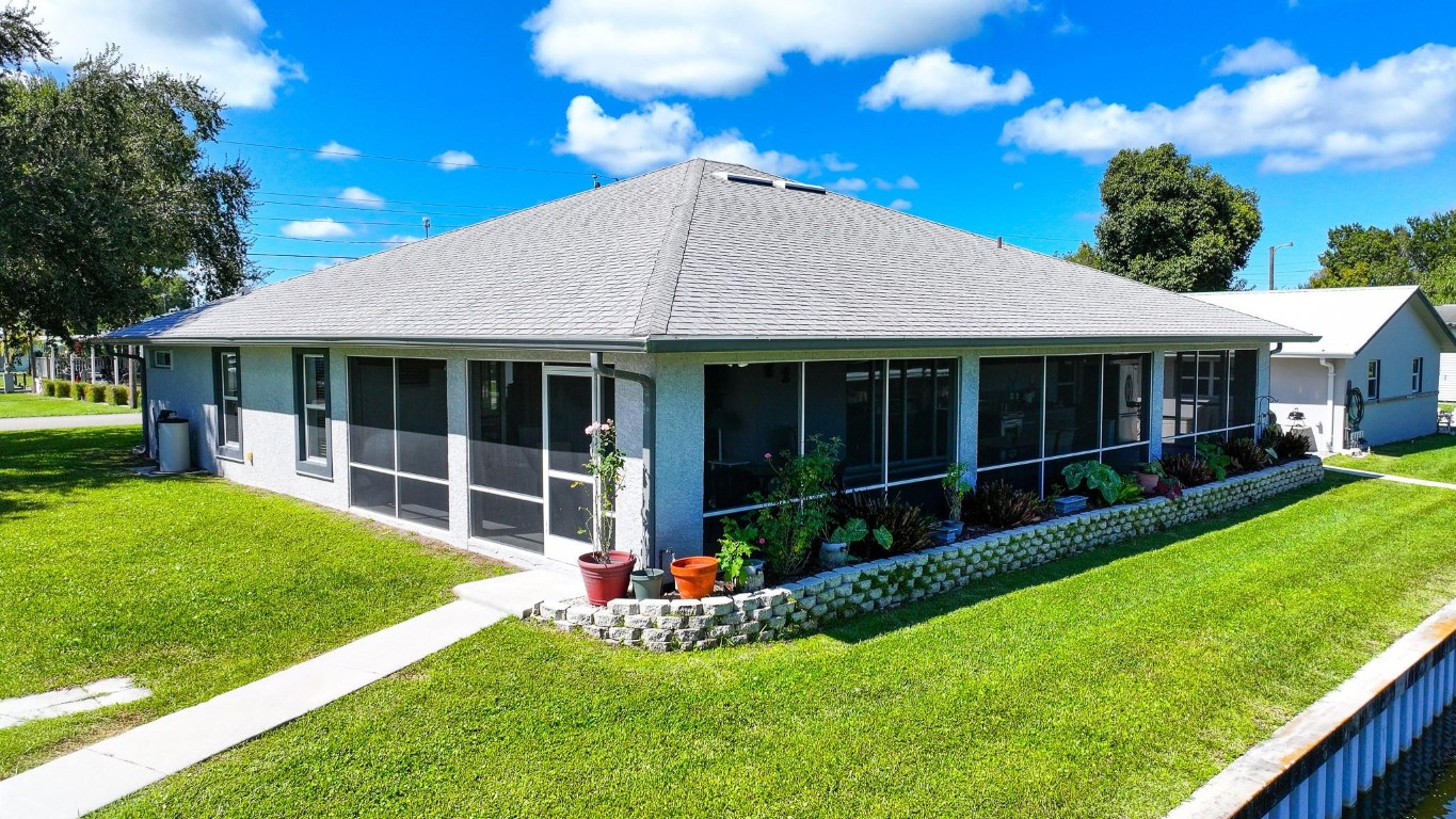 1069 9th Street Property Photo 3