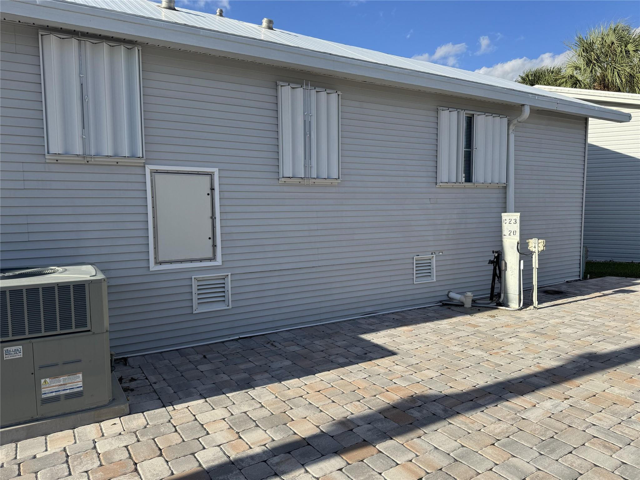 6475 52nd Street Property Photo 2