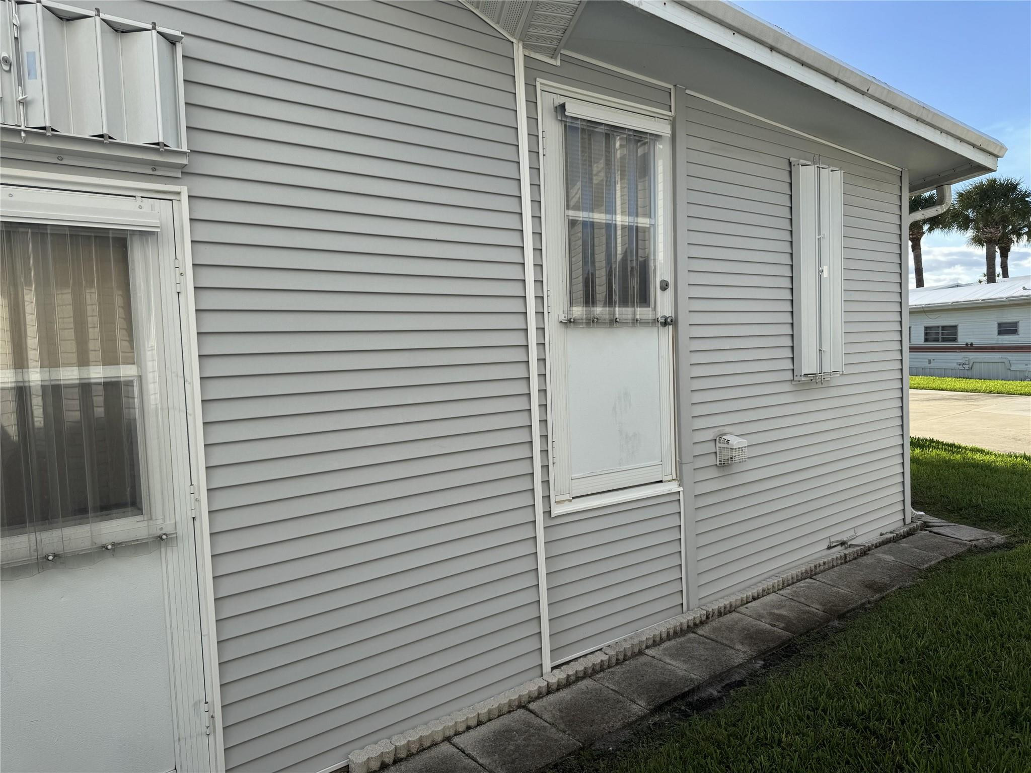 6475 52nd Street Property Photo 3