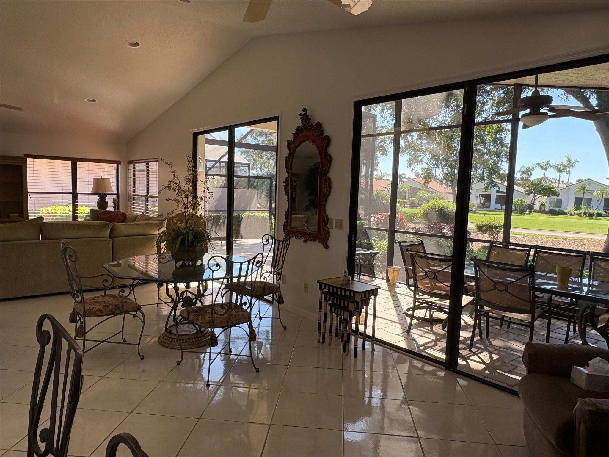 7744 Dundee Ln Property Photo 2