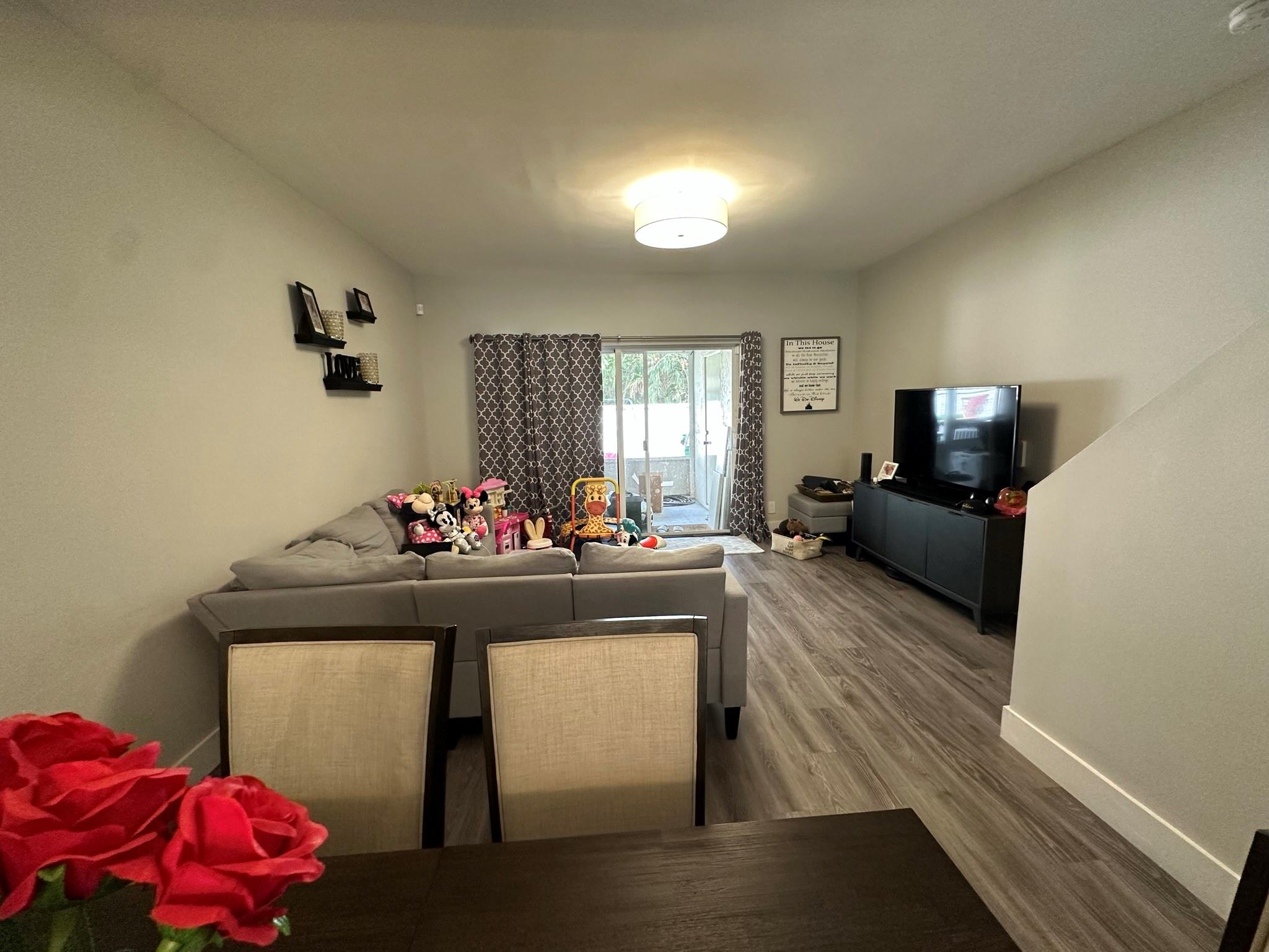 4912 Sw 31st Ter Property Photo 9