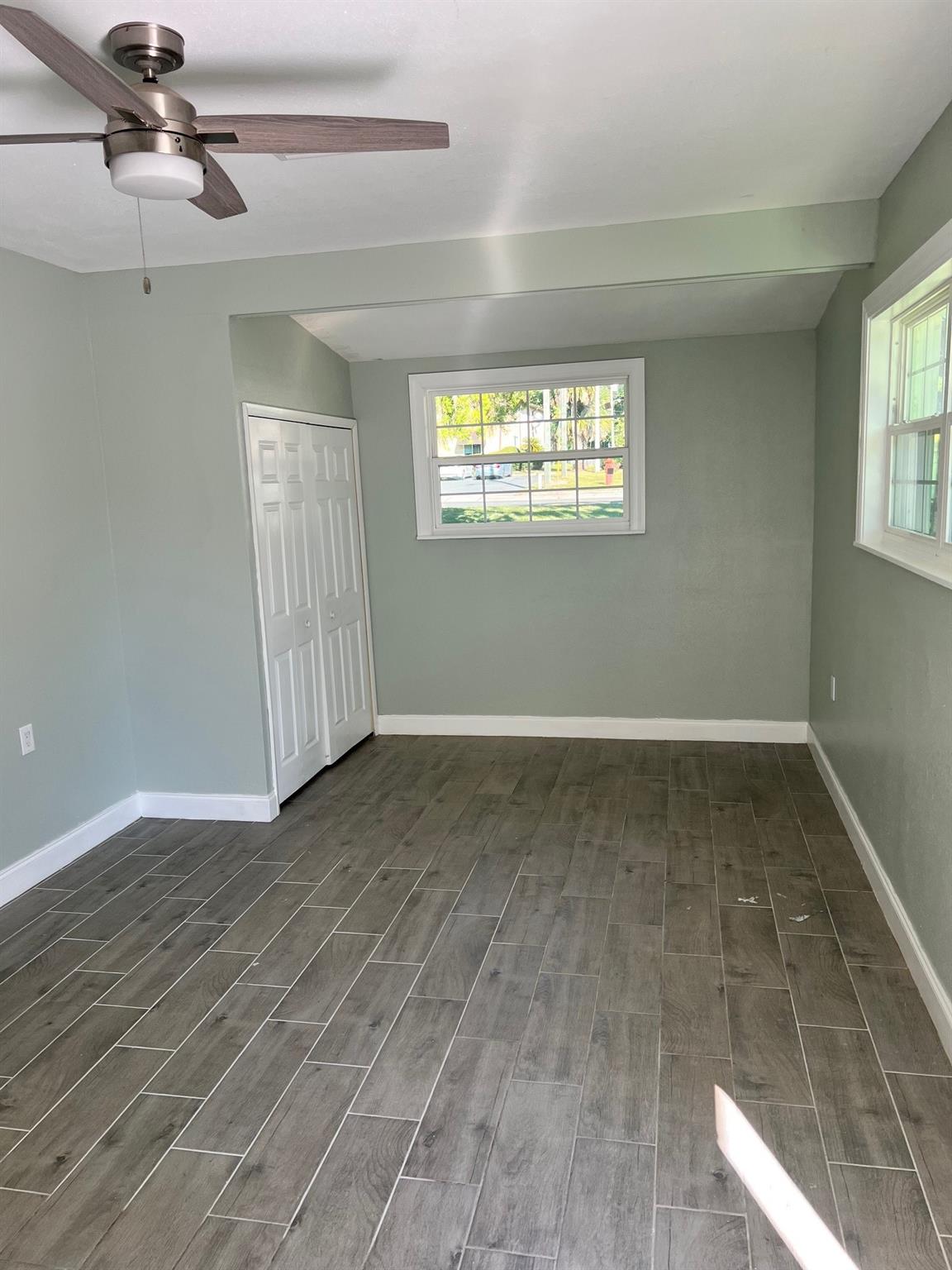 1858 Se Lake Weir Ave Property Photo 13