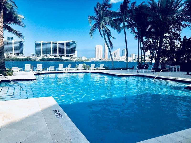 3205 Ne 184th St 9303 Property Photo 6