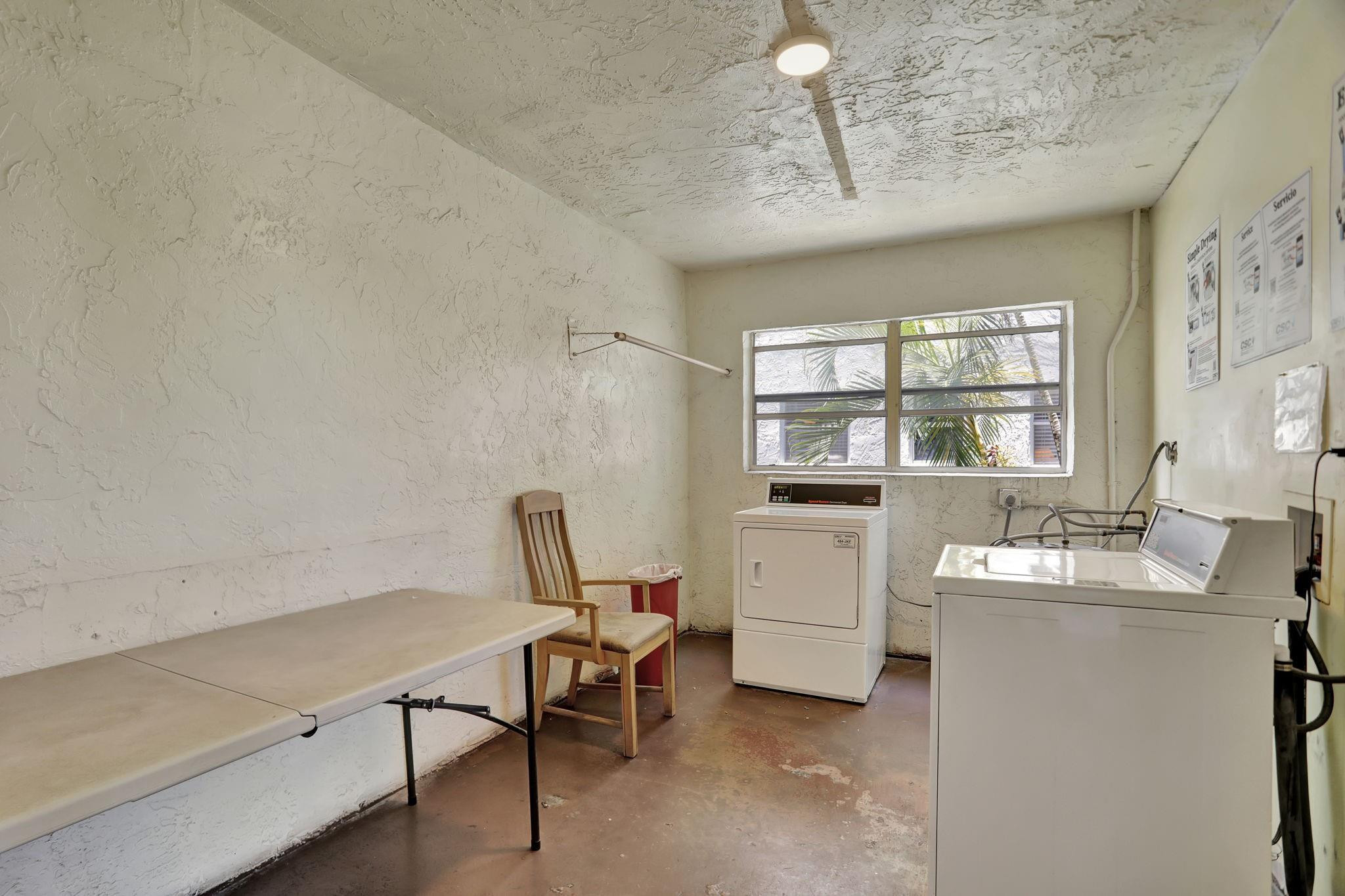2800 Somerset Drive 218j Property Photo 26
