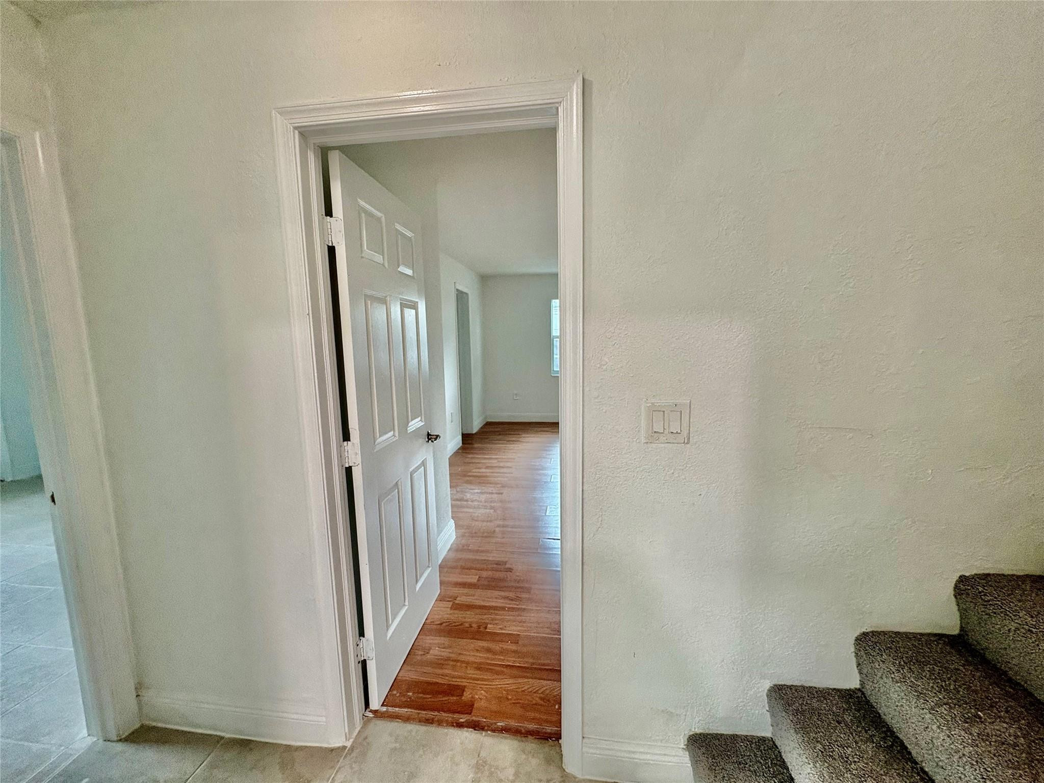 730 Arizona Avenue Property Photo 8