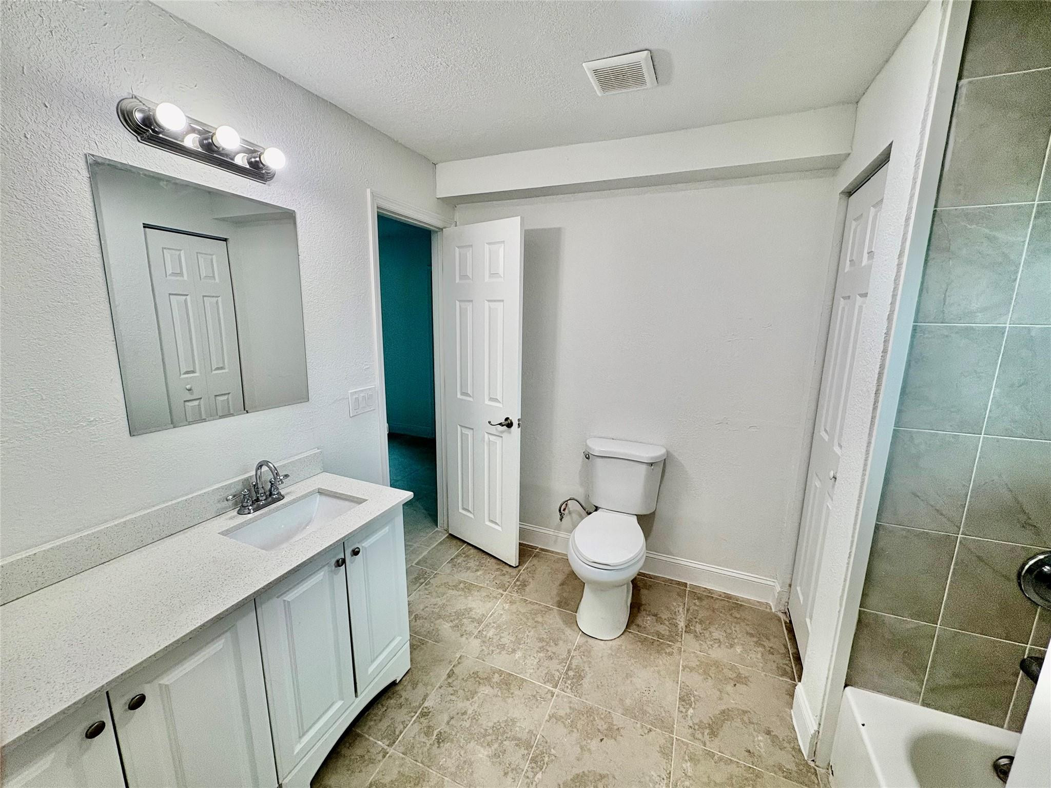 730 Arizona Avenue Property Photo 18