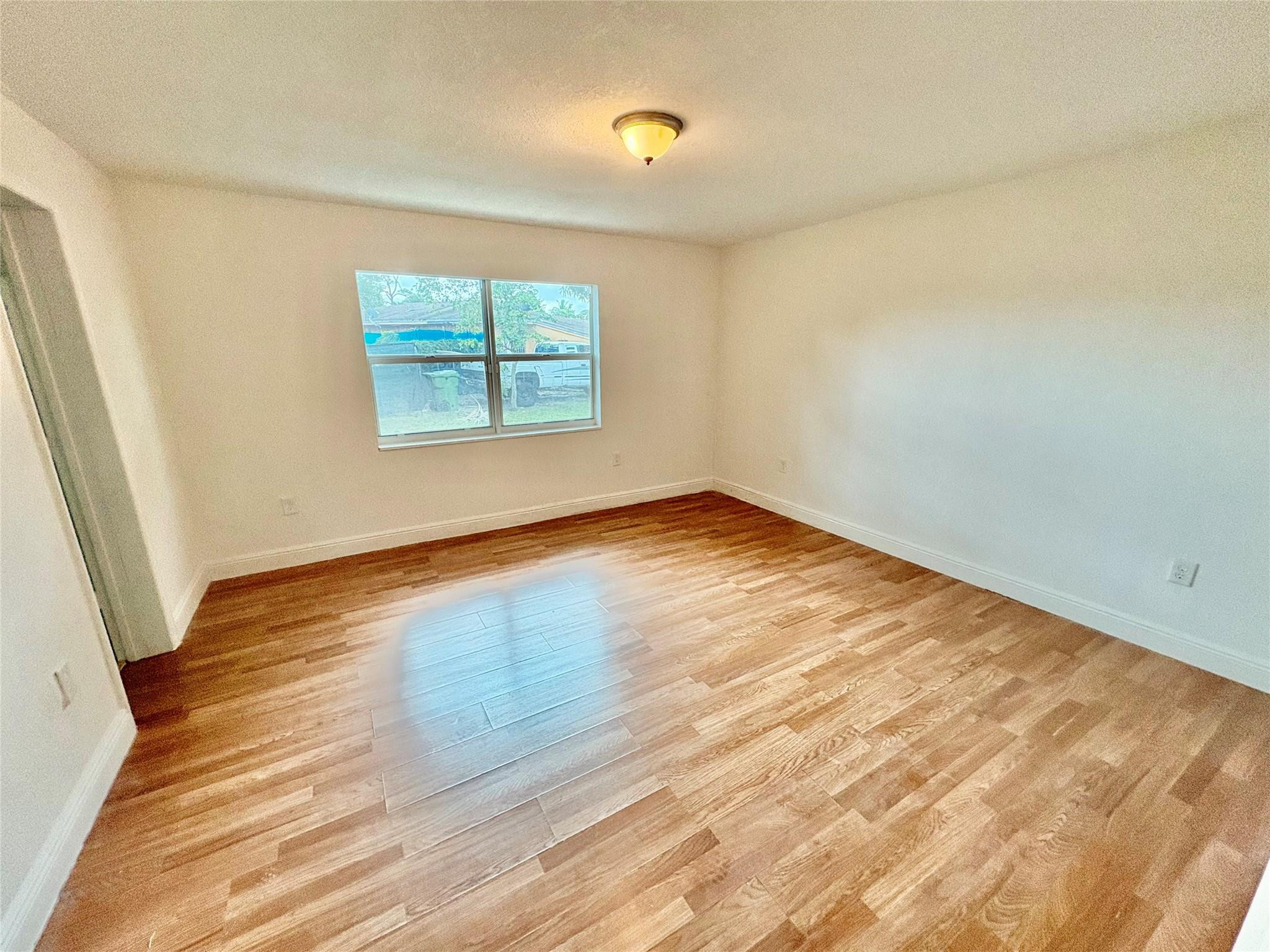 730 Arizona Avenue Property Photo 19