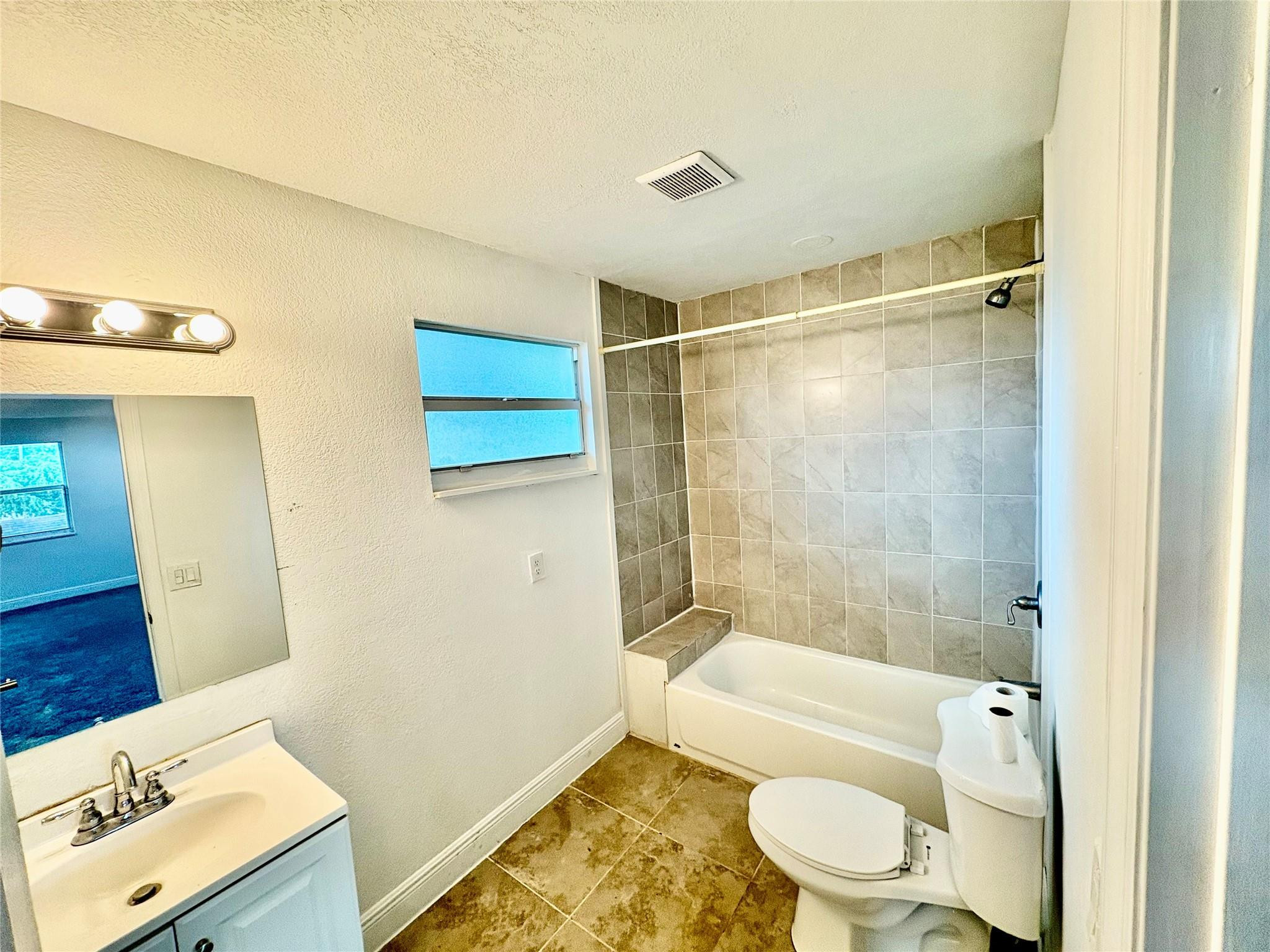 730 Arizona Avenue Property Photo 21