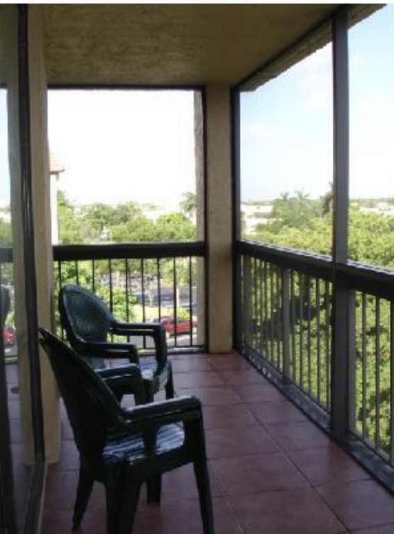 950 Lavers Circle F-511 Property Photo 15