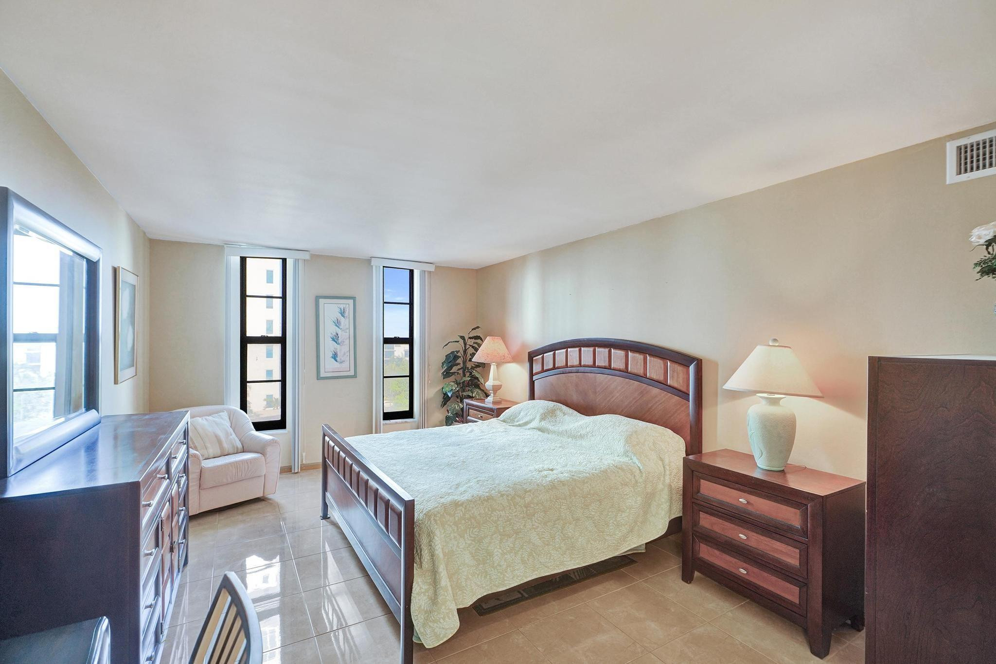 1000 S Ocean Boulevard 6m Property Photo 19