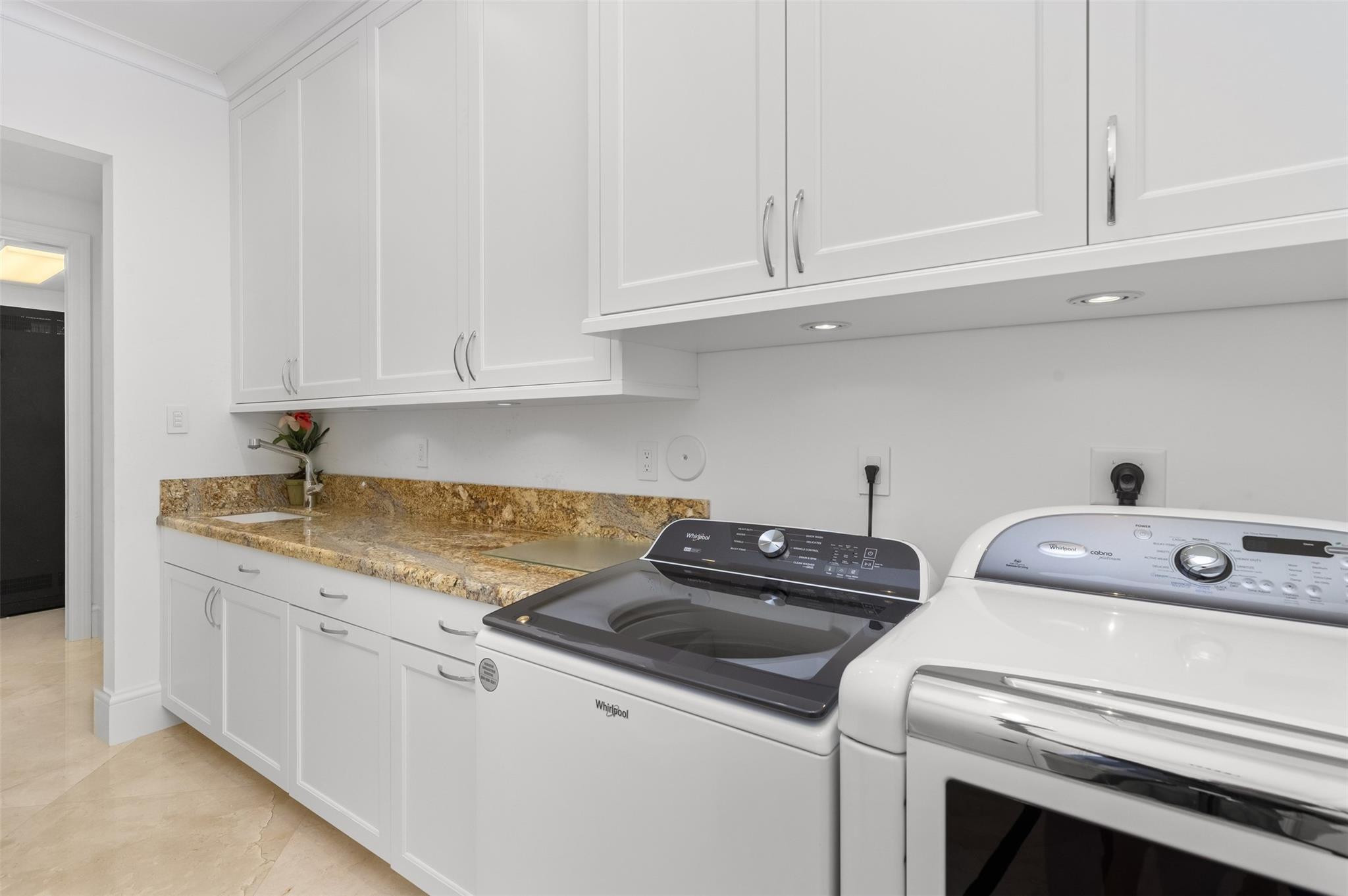 2716 Aqua Vista Boulevard Property Photo 41