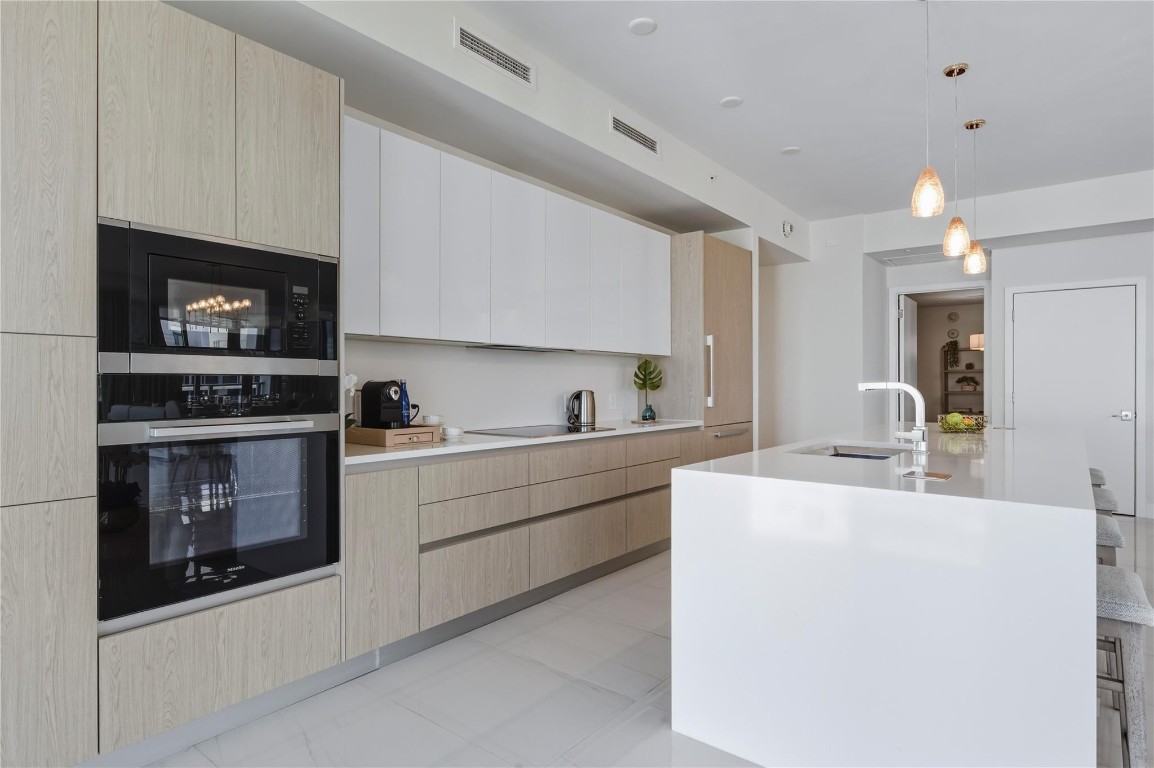 3100 N Ocean Drive Hph6 Property Photo 12