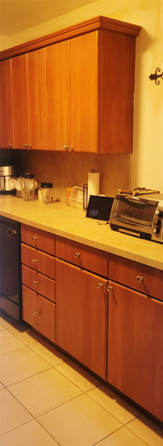 6260 S Falls Cir Drive 206 Property Photo 9