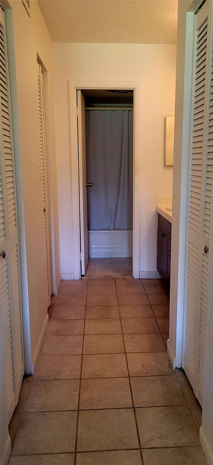 6260 S Falls Cir Drive 206 Property Photo 16