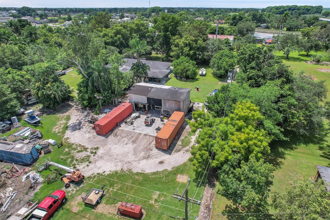 F10537137 Property Photo 1