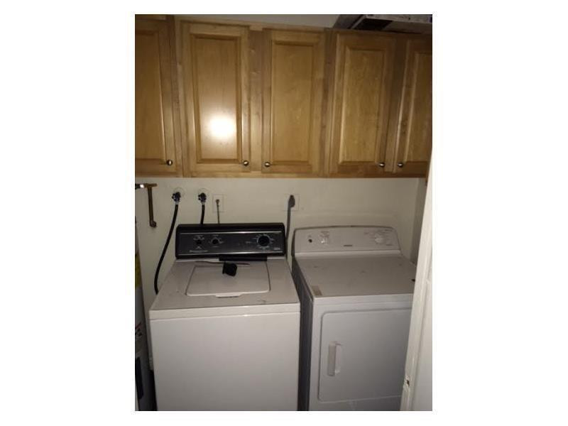 F10537304 Property Photo 8