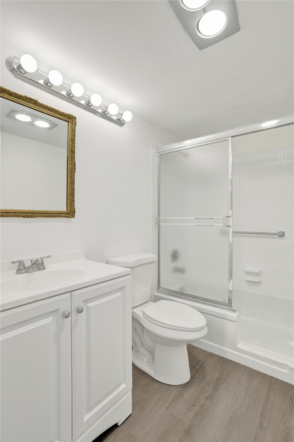91 Tilford E Property Photo 15