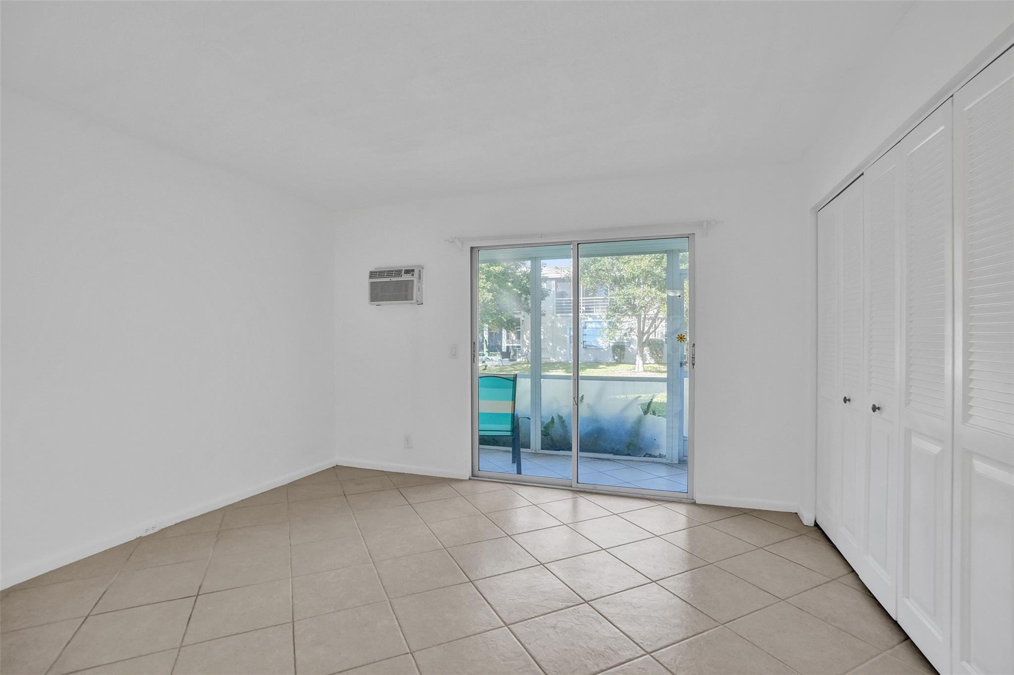 91 Tilford E Property Photo 16