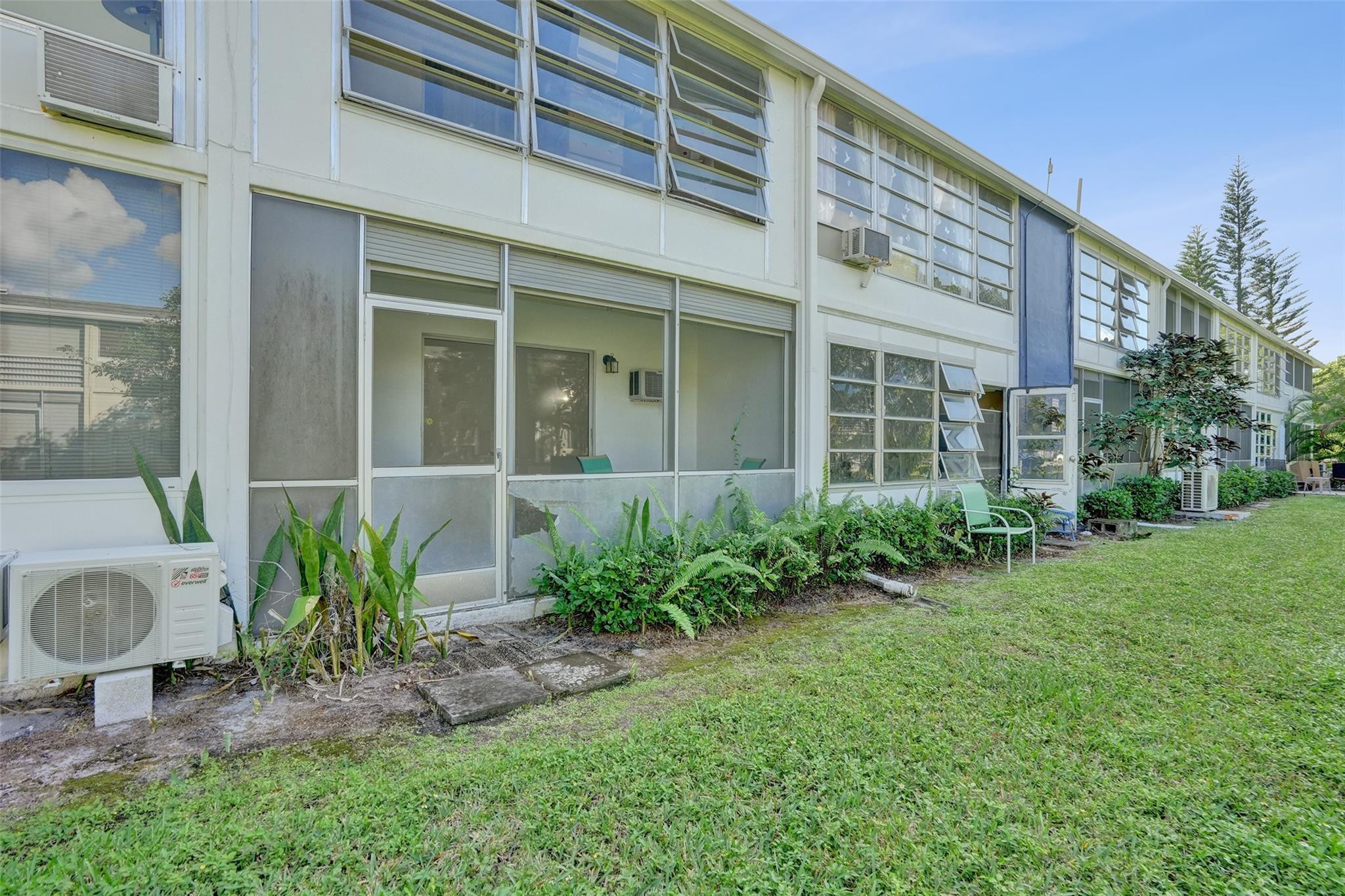 91 Tilford E Property Photo 22