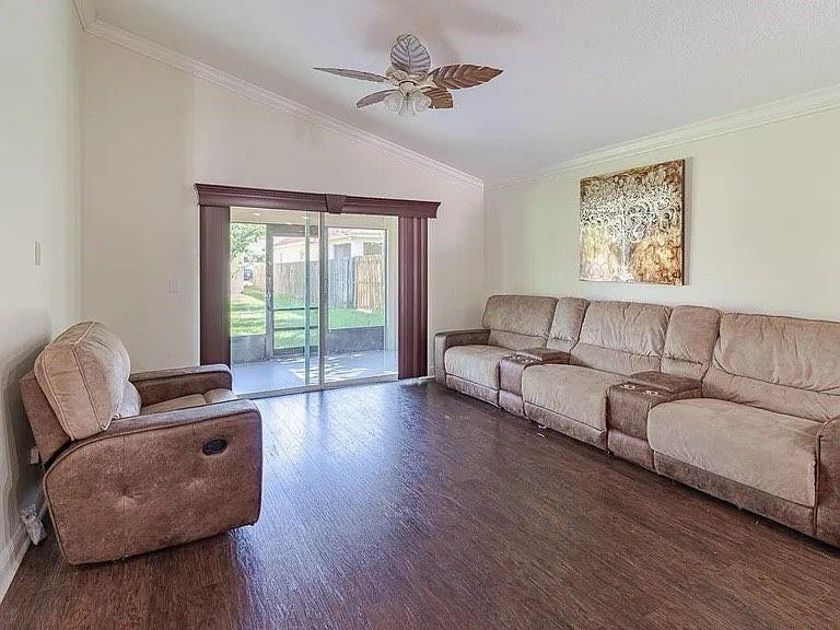 9446 Windrift Circle Property Photo 7