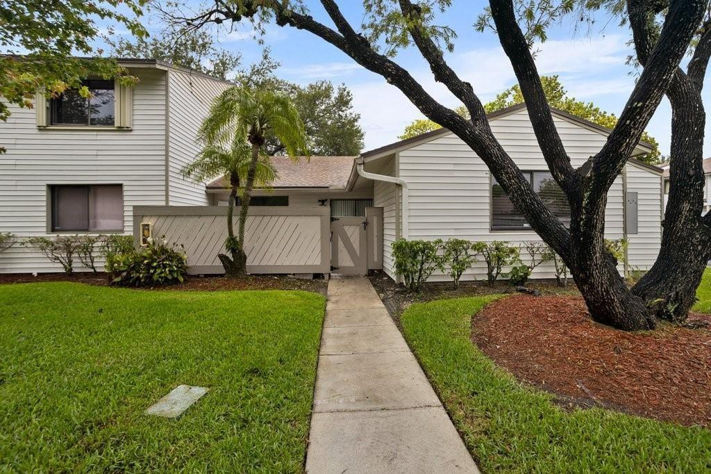 9824 Nw 36th Street 9824 Property Photo 1
