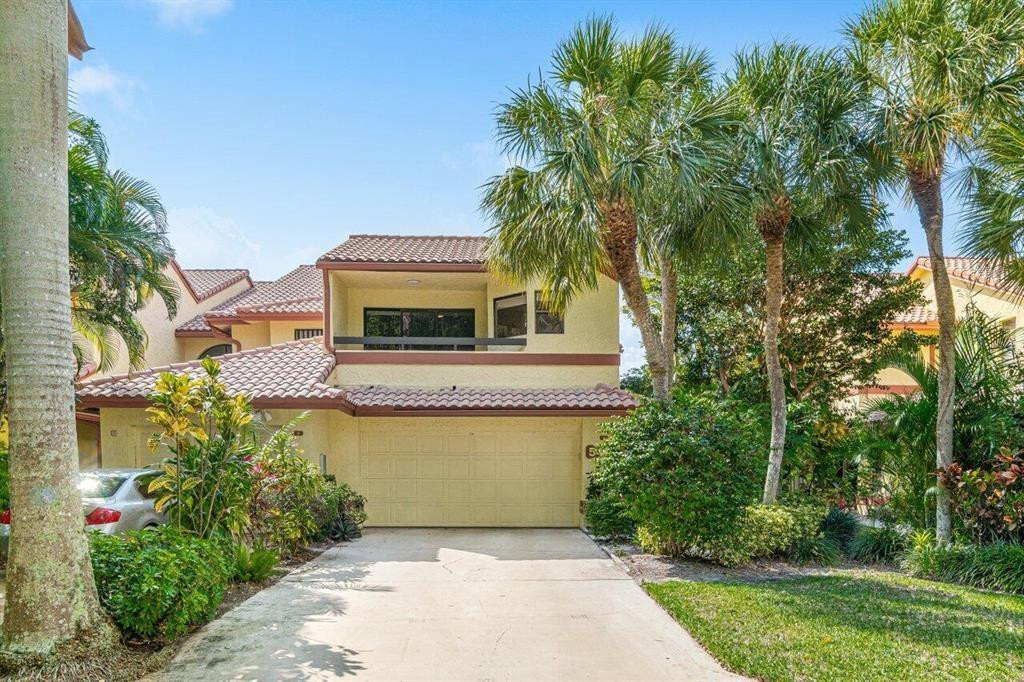 5425 10th Fairway Drive 3