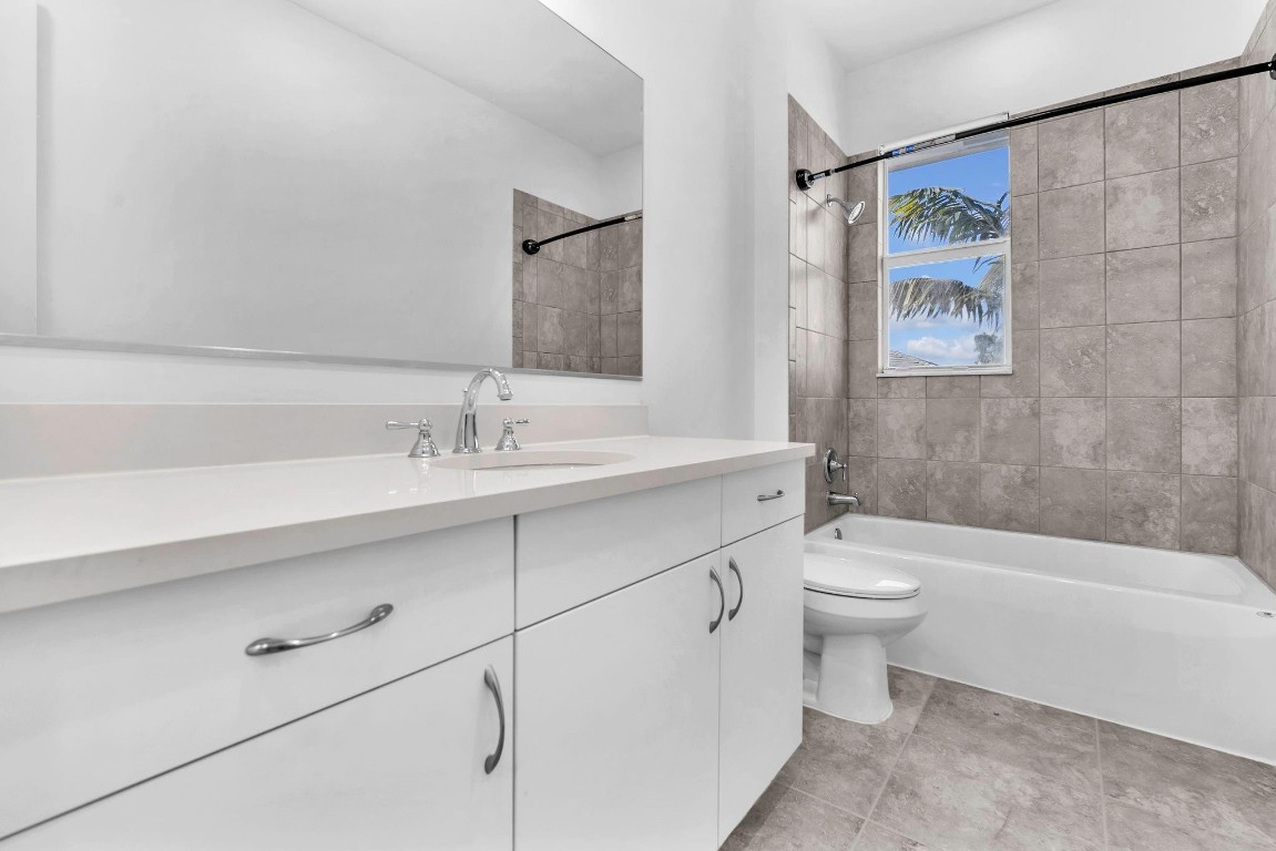 6947 Pines Circle 21 Property Photo 13