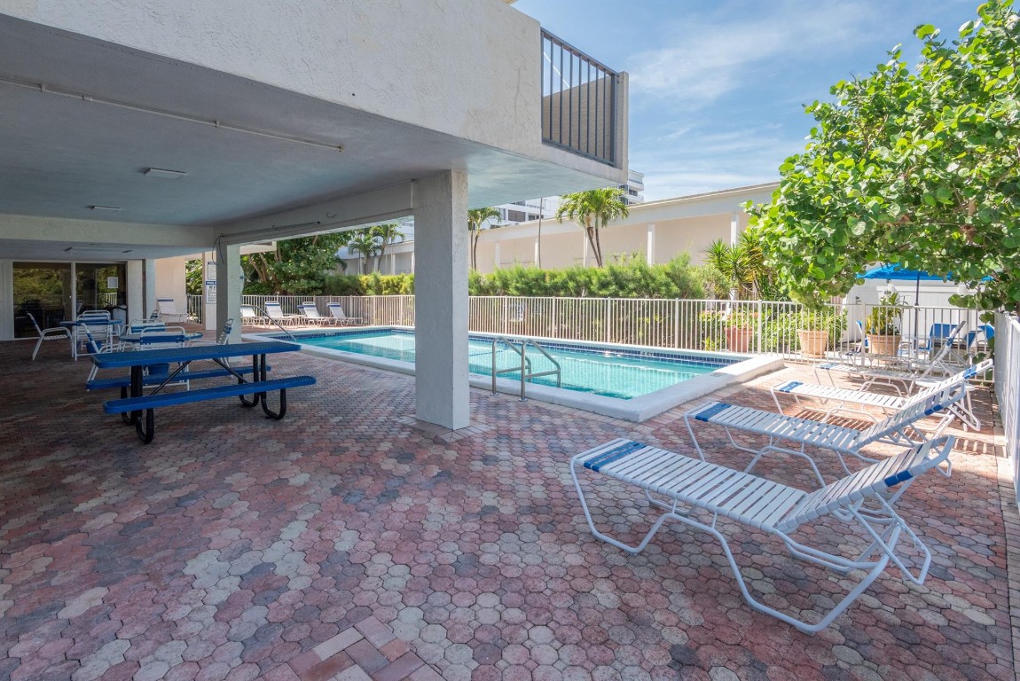 3581 S Ocean Boulevard 2b Property Photo 35
