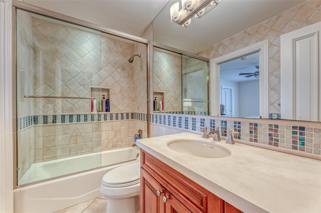 1313 E Lake Drive Property Photo 80